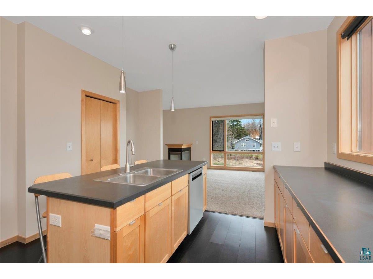 1001 W 6th St Duluth MN 55806 6125253 image14