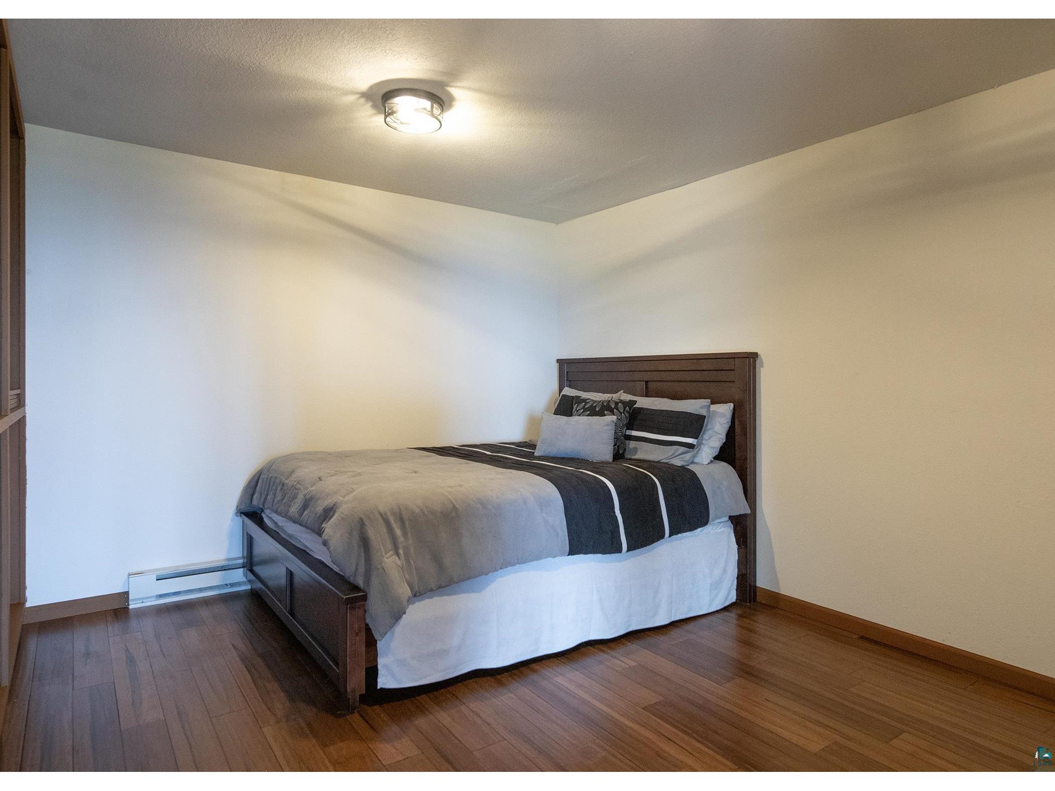 1002 Martha St Duluth MN 55805 6124651 image23