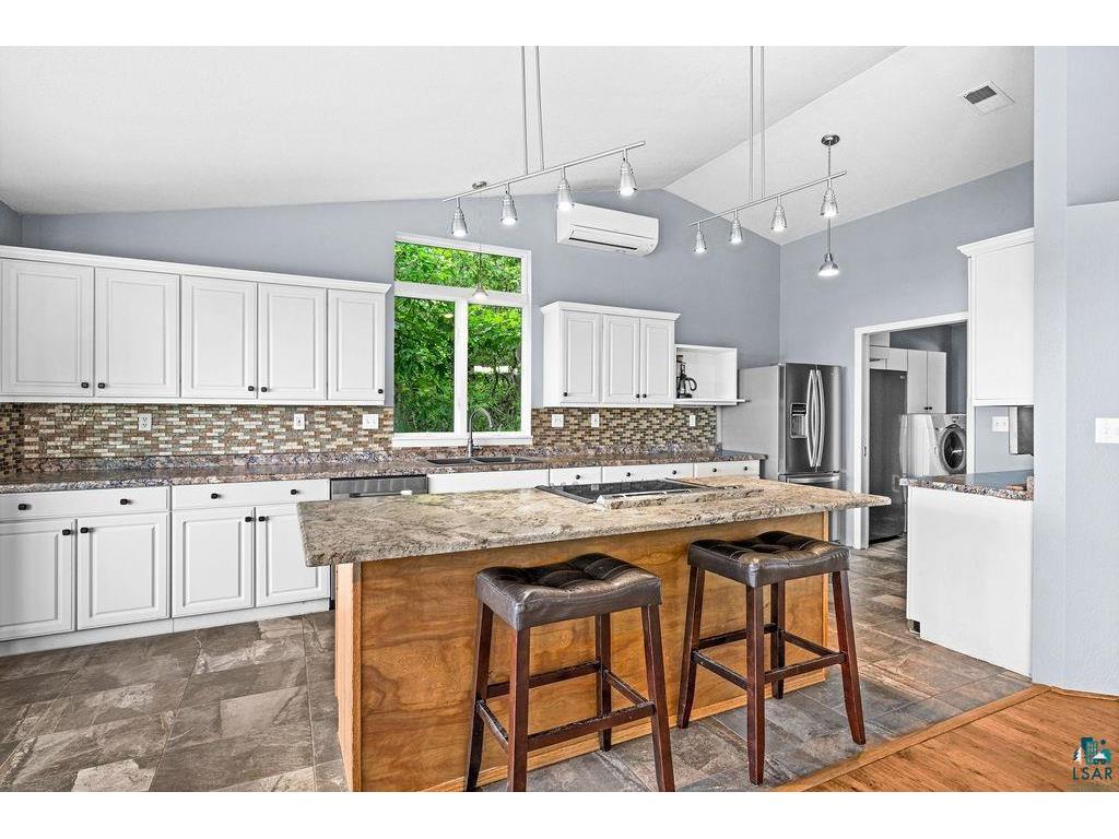 1002 Martha St Duluth MN 55805 6126306 image11