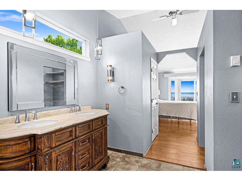 1002 Martha St Duluth MN 55805 6126306 image33