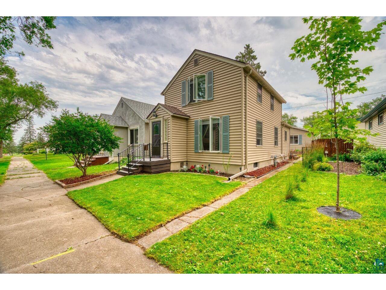 1009 14th St N Virginia MN 55792 6115254 image1