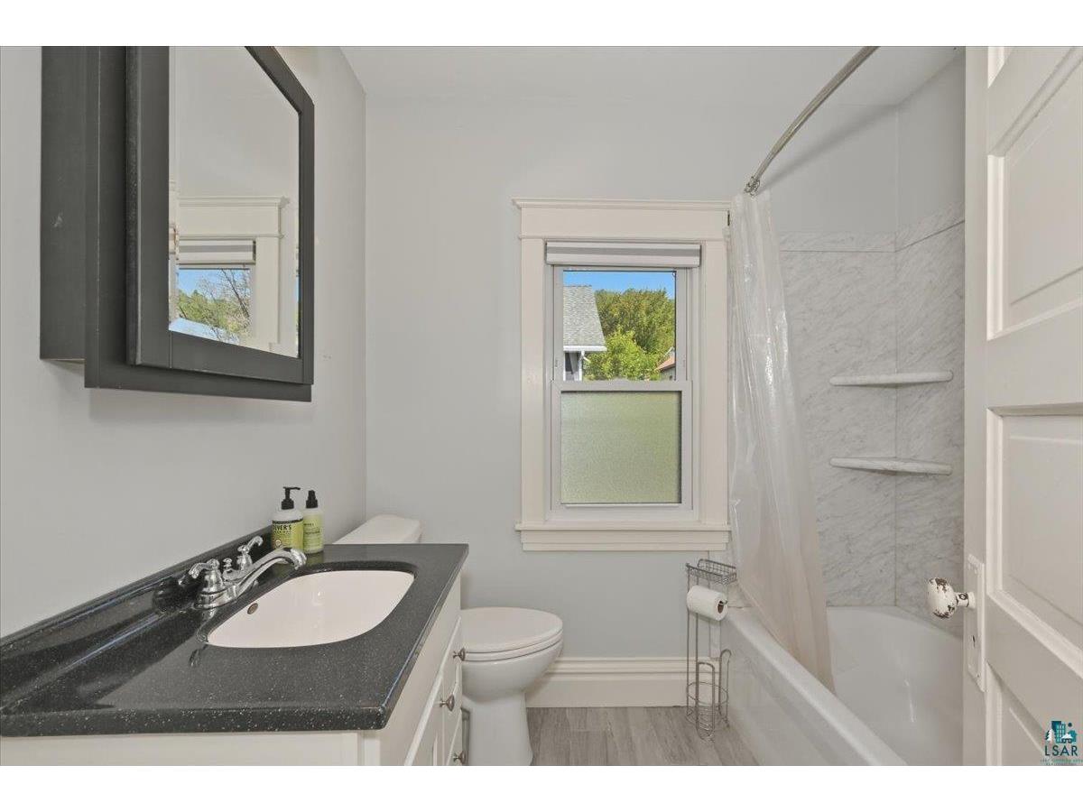 1014 N 12th Ave E Duluth MN 55805 6125819 image17