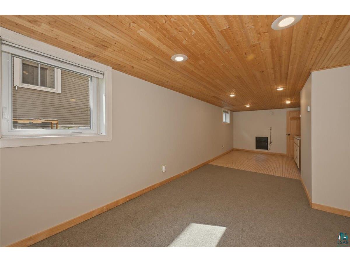 1014 N 12th Ave E Duluth MN 55805 6125819 image22