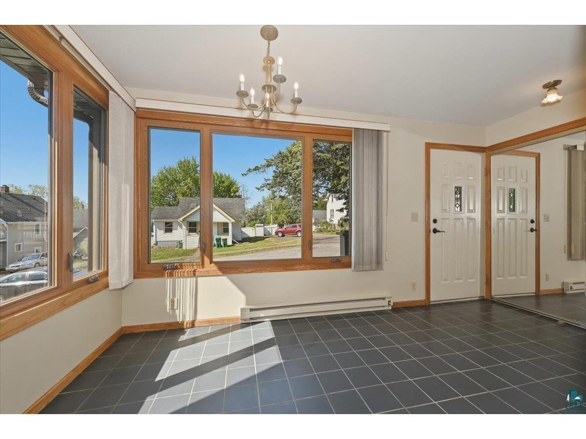 1014 N 12th Ave E Duluth MN 55805 6125819 image5
