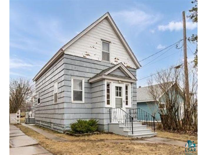 1014 N 18th St Superior WI 54880 6113045 image1