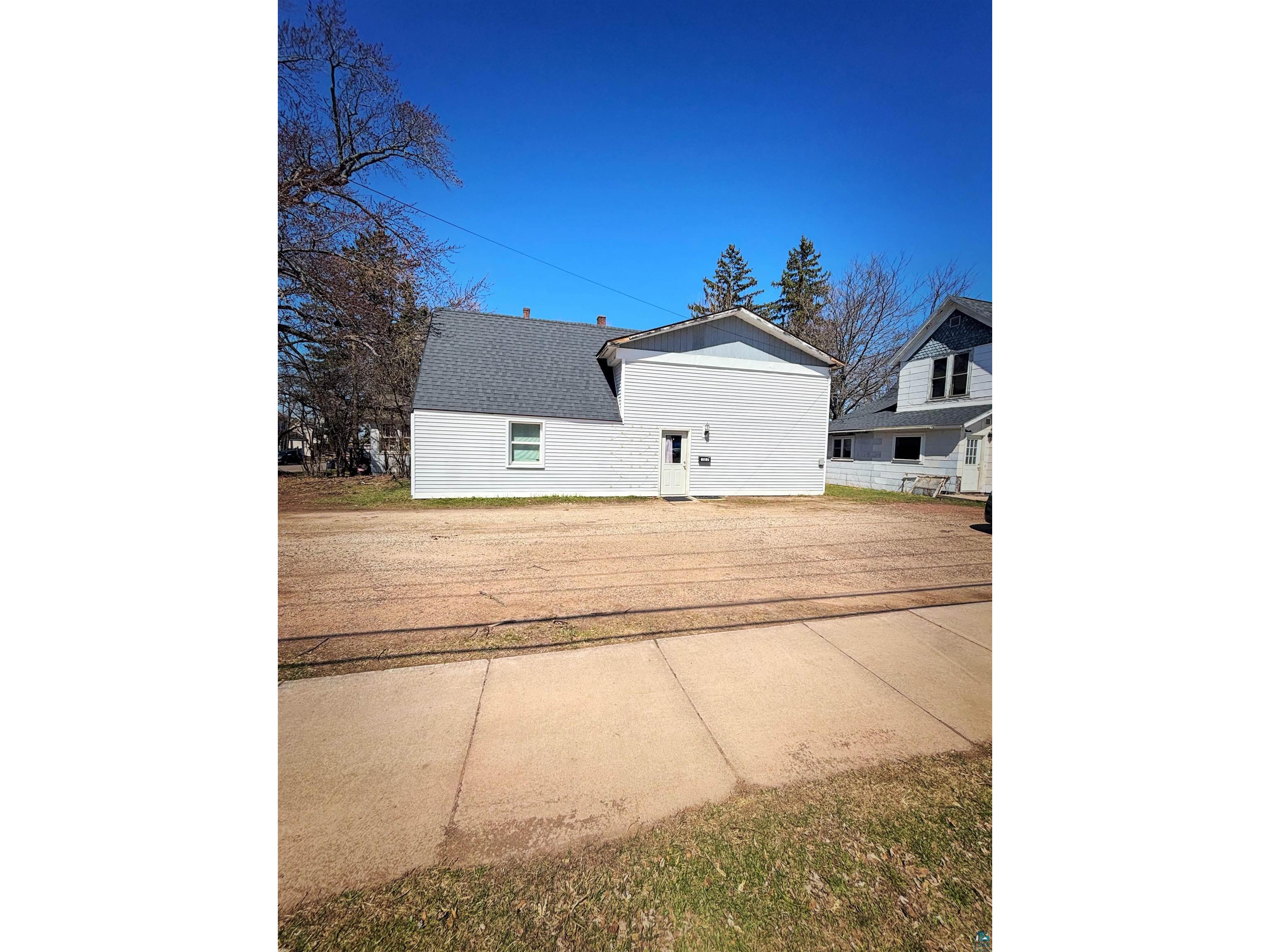 1015 6th St W Ashland WI 54806 6124775 image10