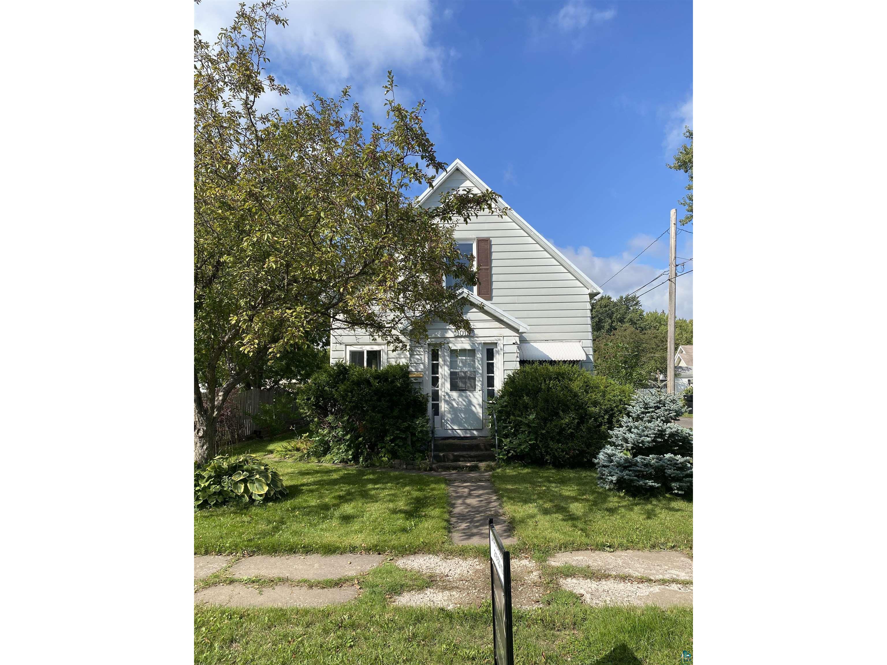 1015 Fisher Ave Superior WI 54880 6110617 image1