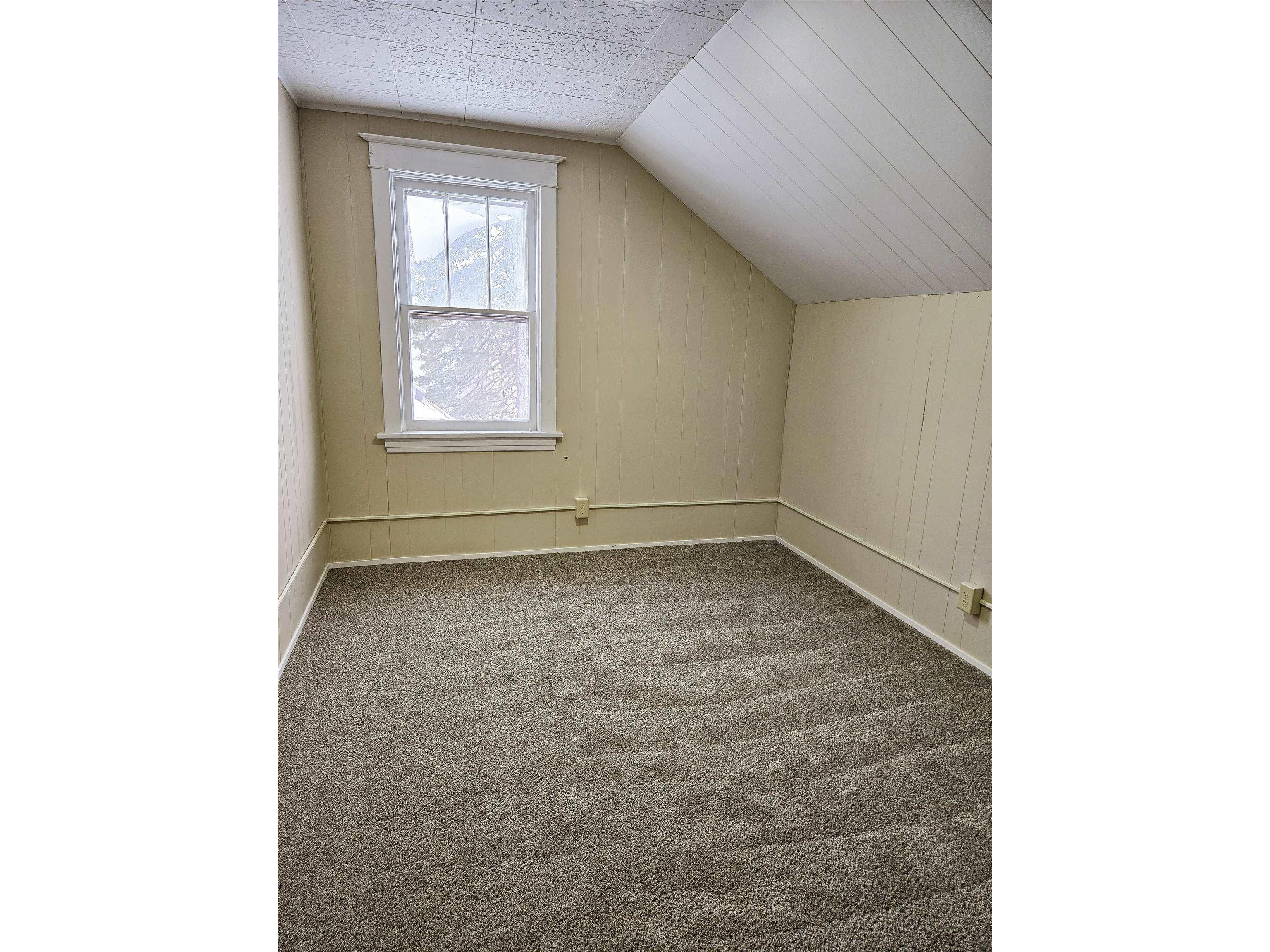 1015 Weeks Ave Superior WI 54880 6123109 image15