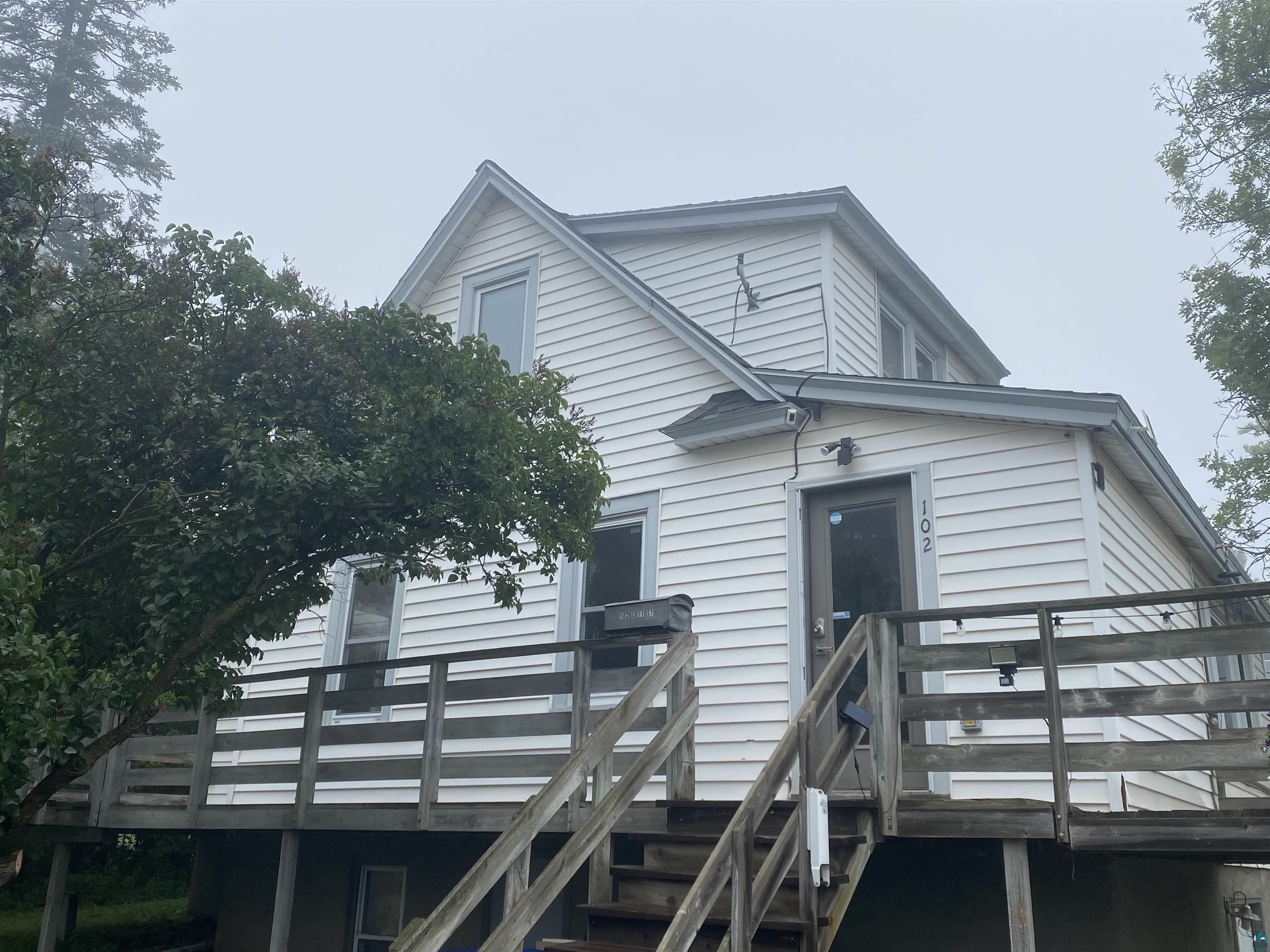 102 E 11th St Duluth MN 55805 6109975 image1