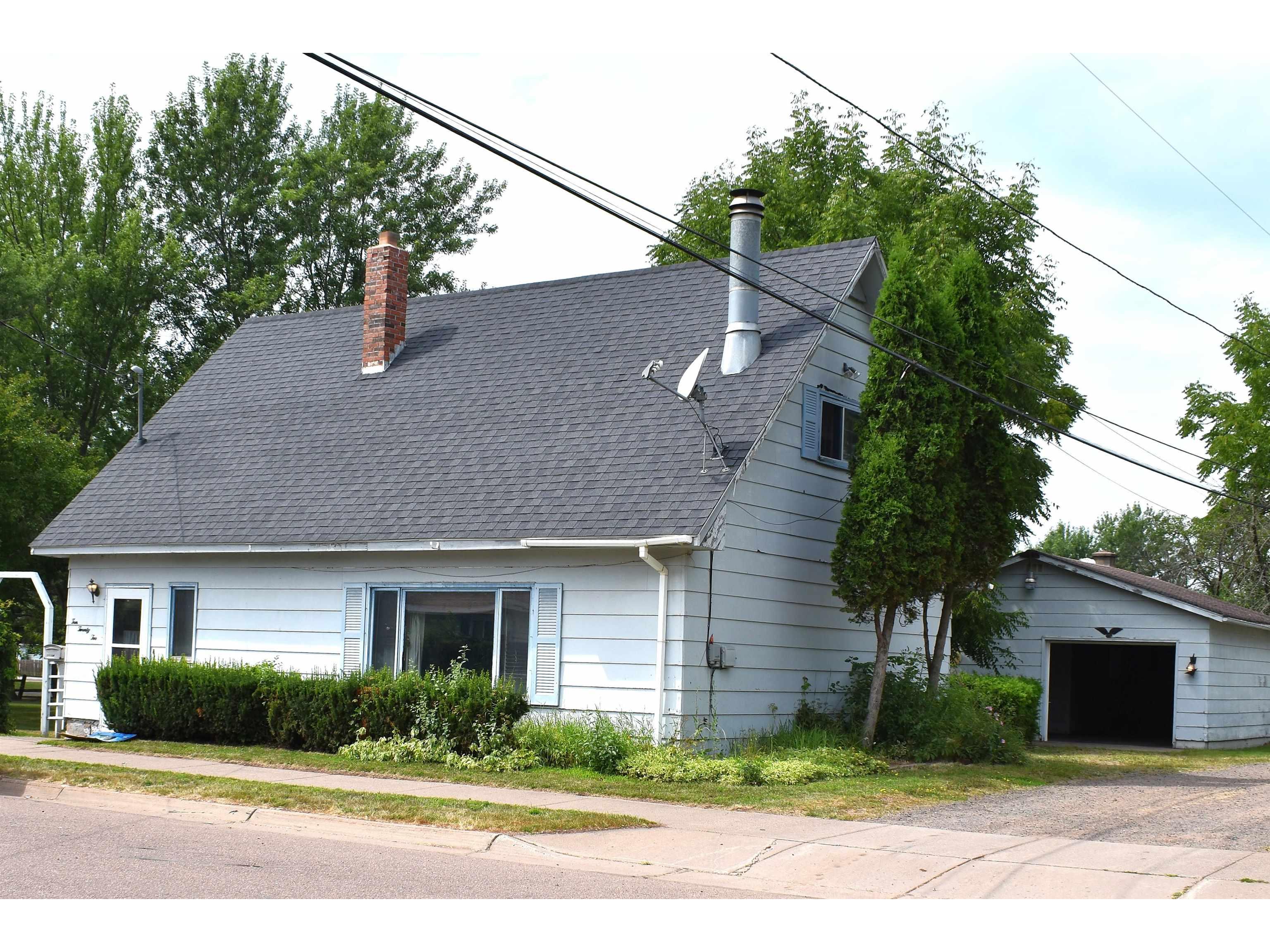 1022 Beaser Ave Ashland WI 54806 6121346 image1