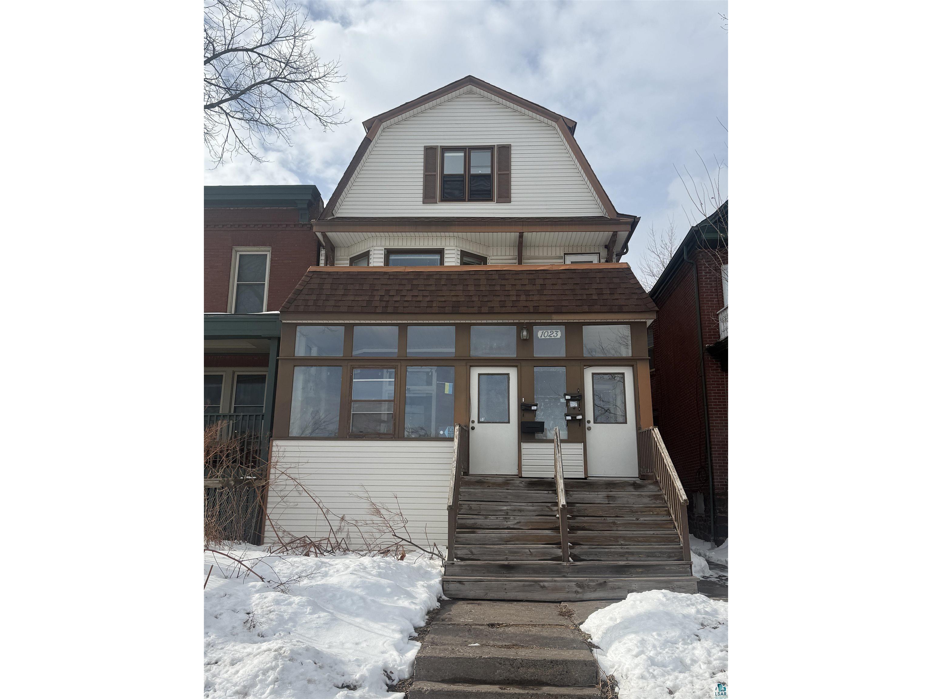 1023 E 5th St Duluth MN 55805 6124115 image1