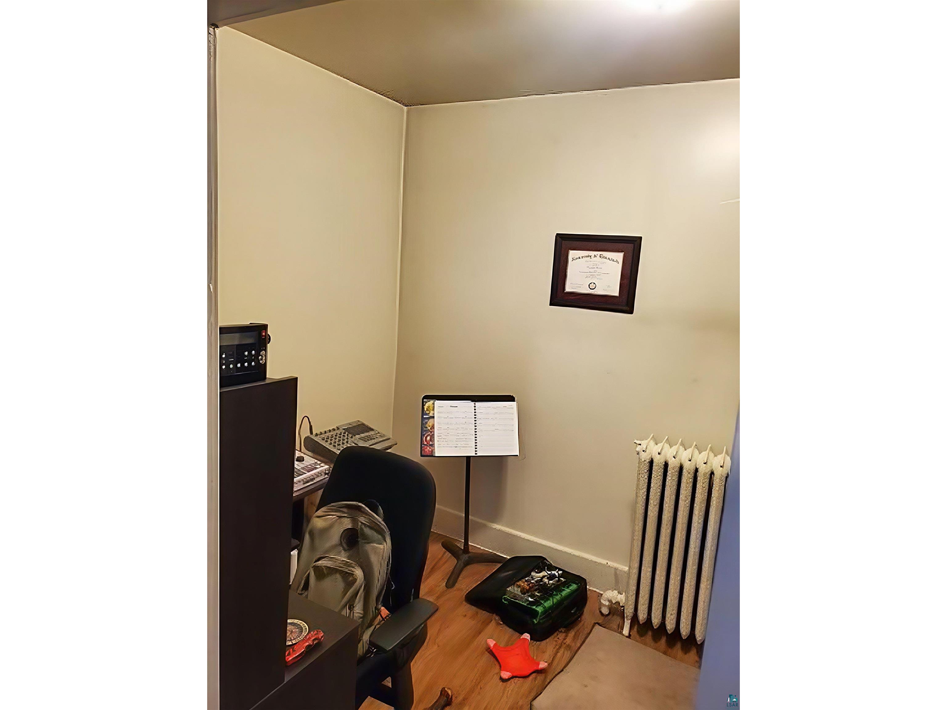 1023 E 5th St Duluth MN 55805 6124115 image6