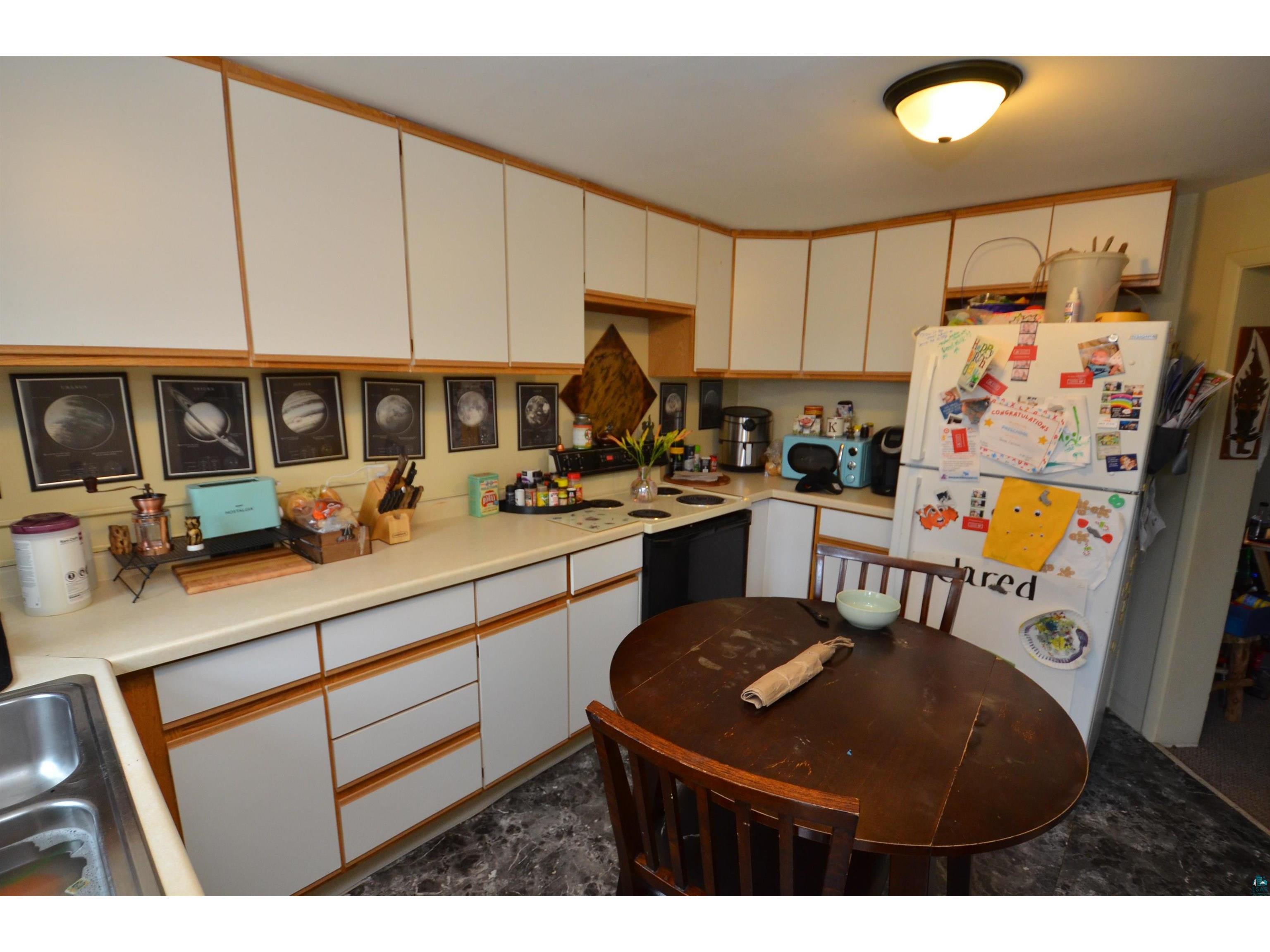 1026 E 3rd St Duluth MN 55805 6124508 image9