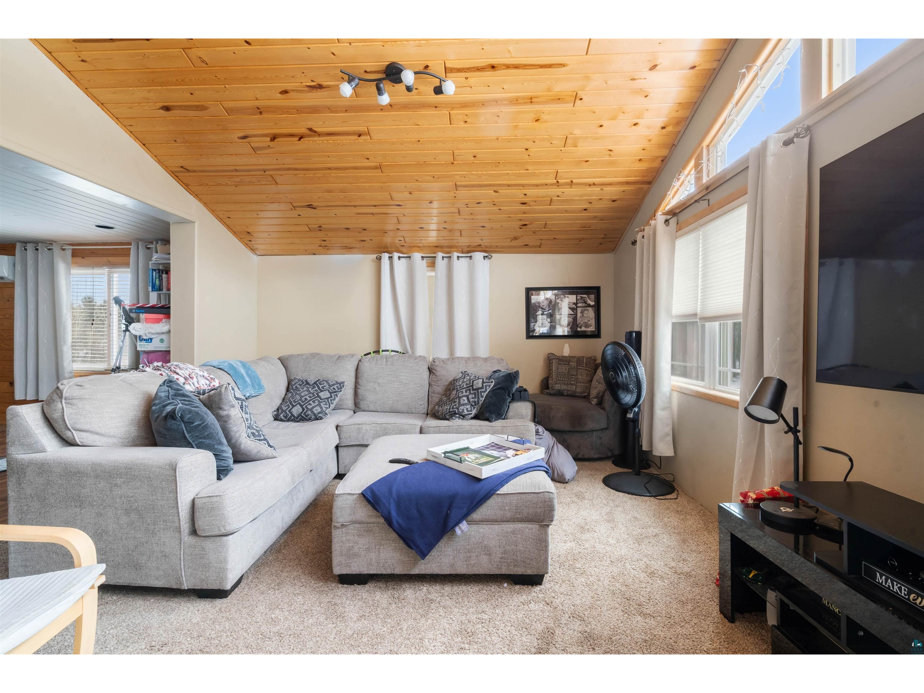 10267 S State Hwy 35 Foxboro WI 54836 6123858 image15