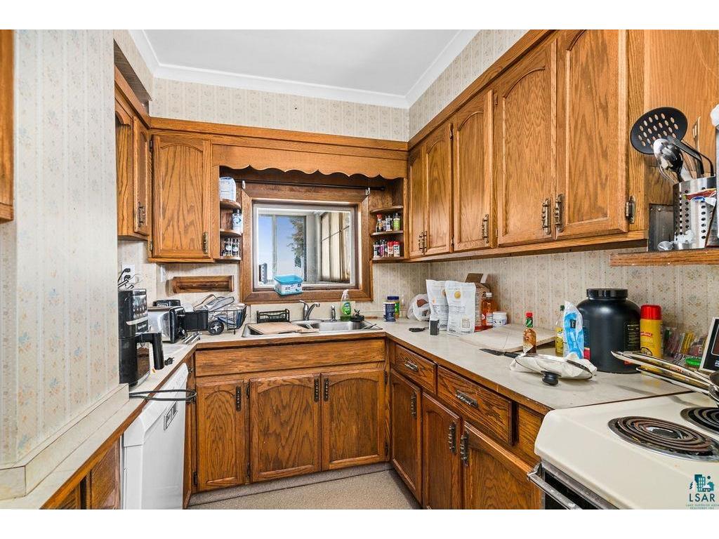 1027 E 9th St Duluth MN 55805 6124161 image4