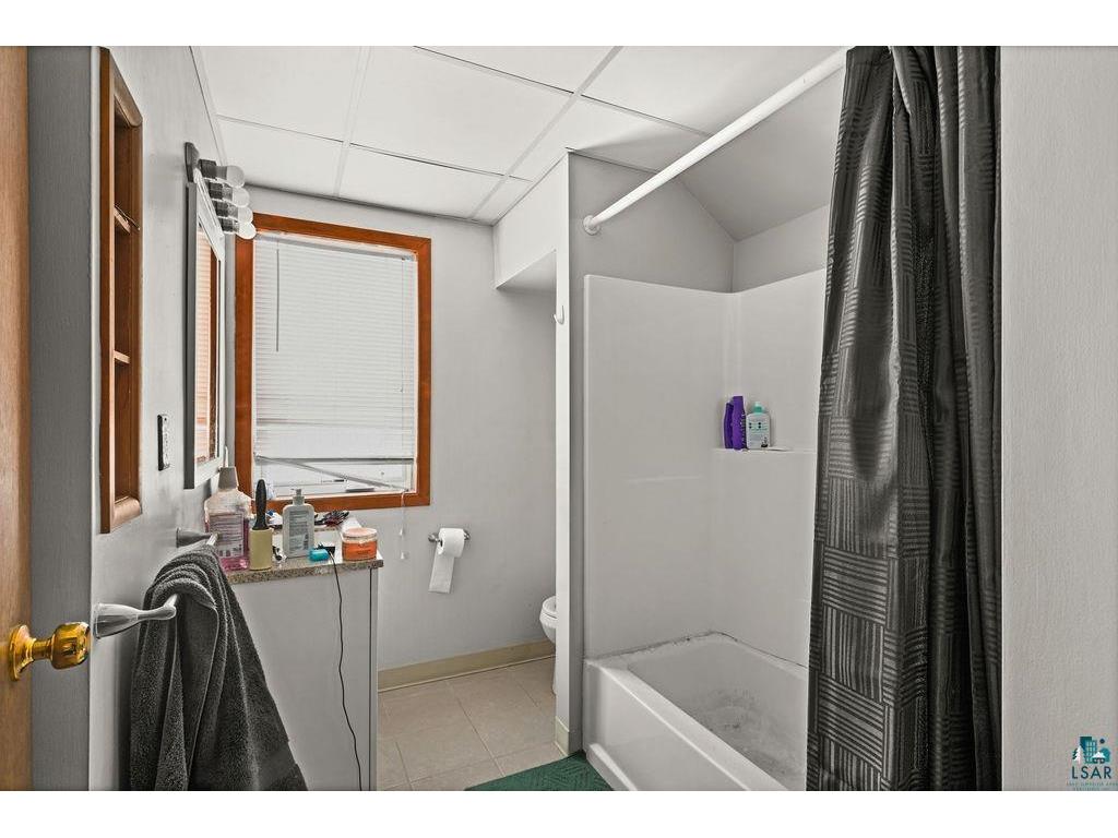 1027 E 9th St Duluth MN 55805 6124161 image9