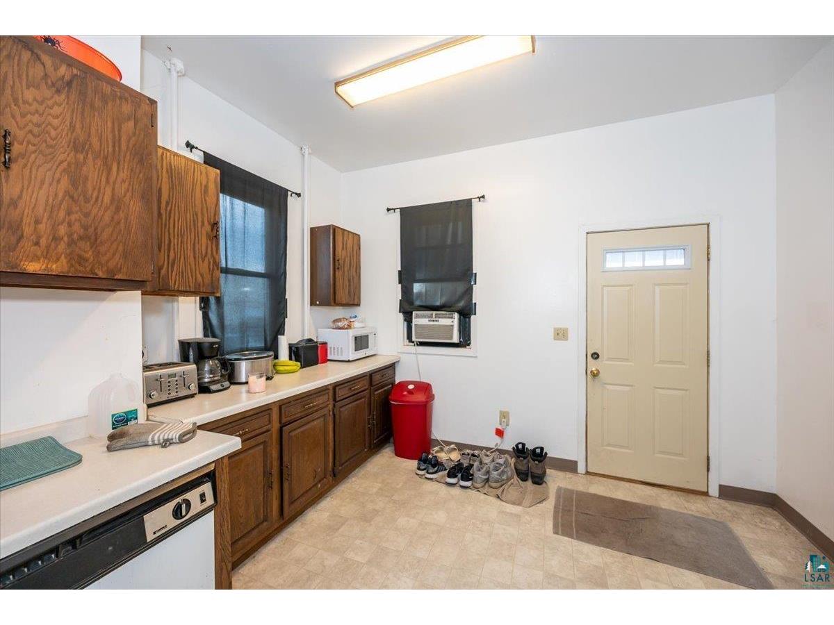 1028 Banks Ave Superior WI 54880 6126043 image8
