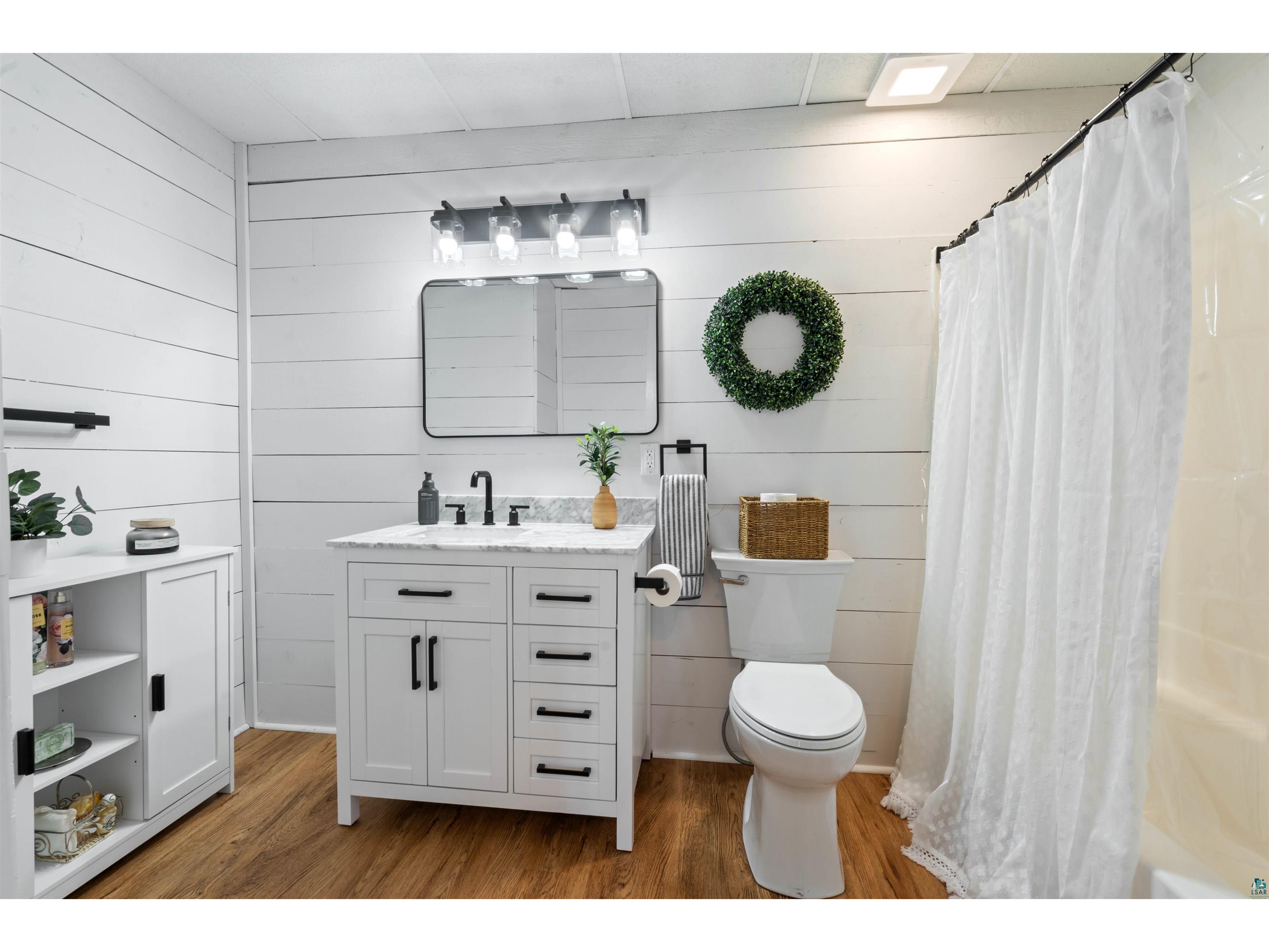 103 E 7th St Superior WI 54880 6125443 image18