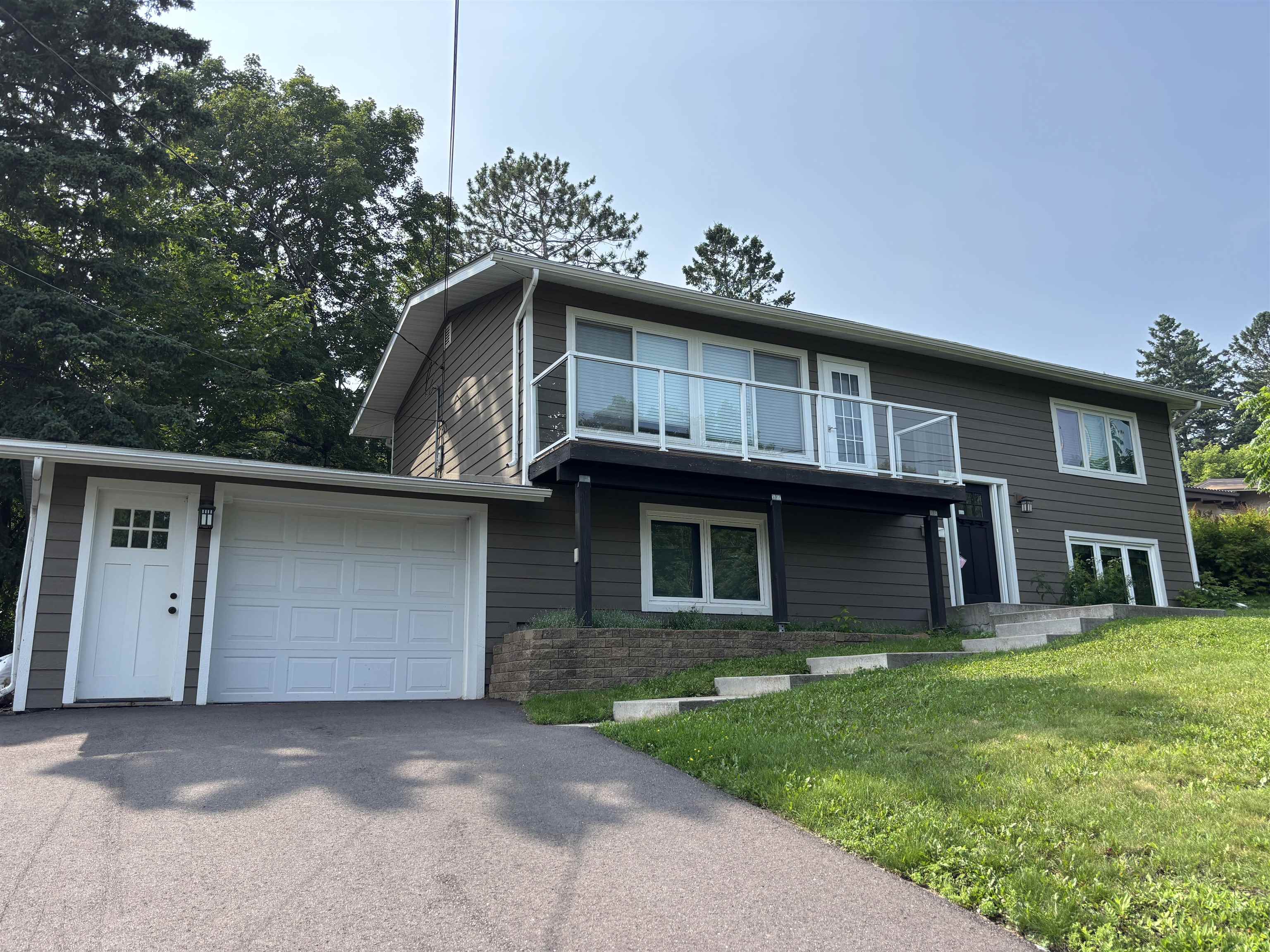 1039 Brainerd Ave Duluth MN 55811 6120962 image1