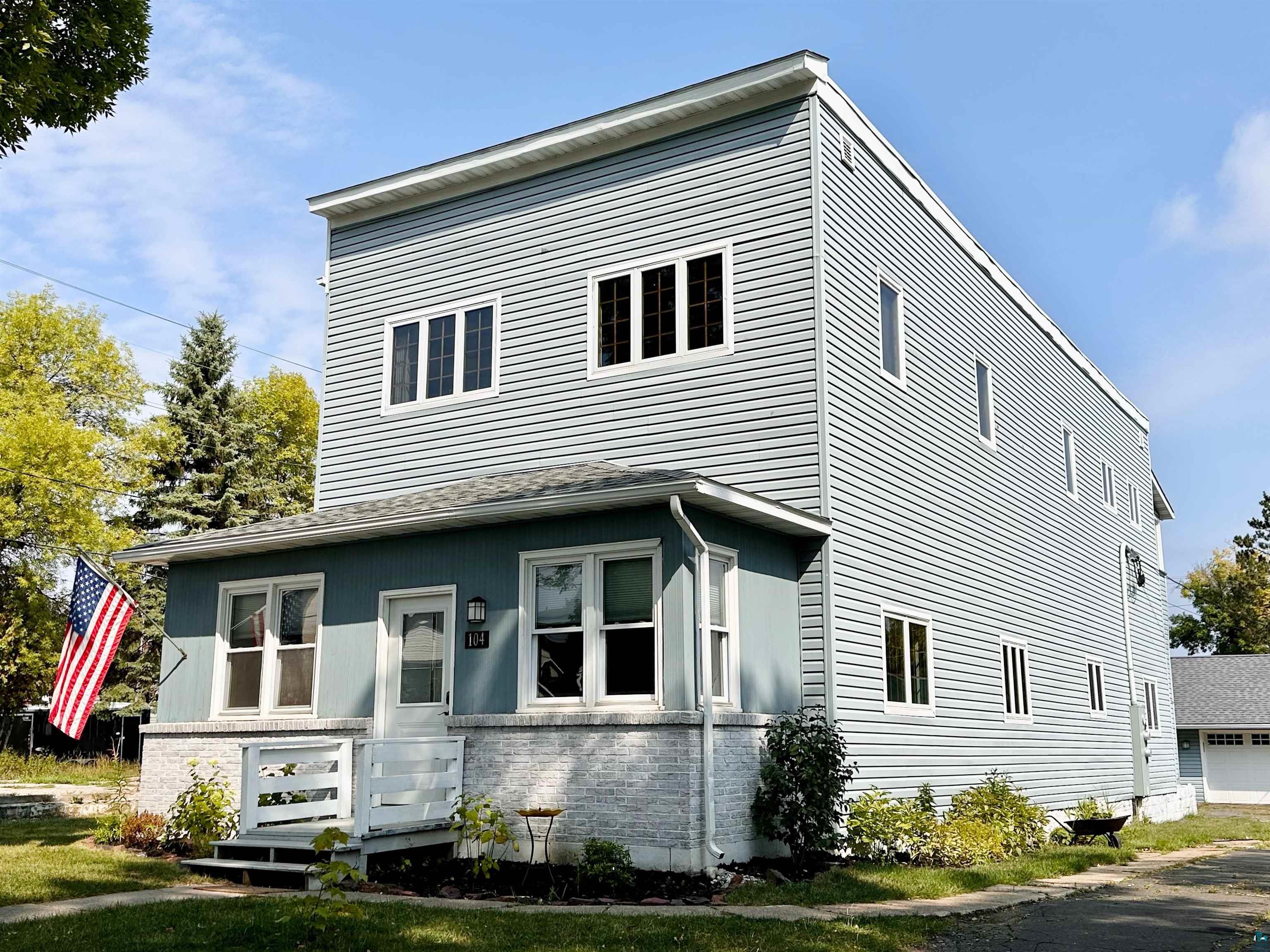 104 E Minnesota Ave Gilbert MN 55741 6110503 image1