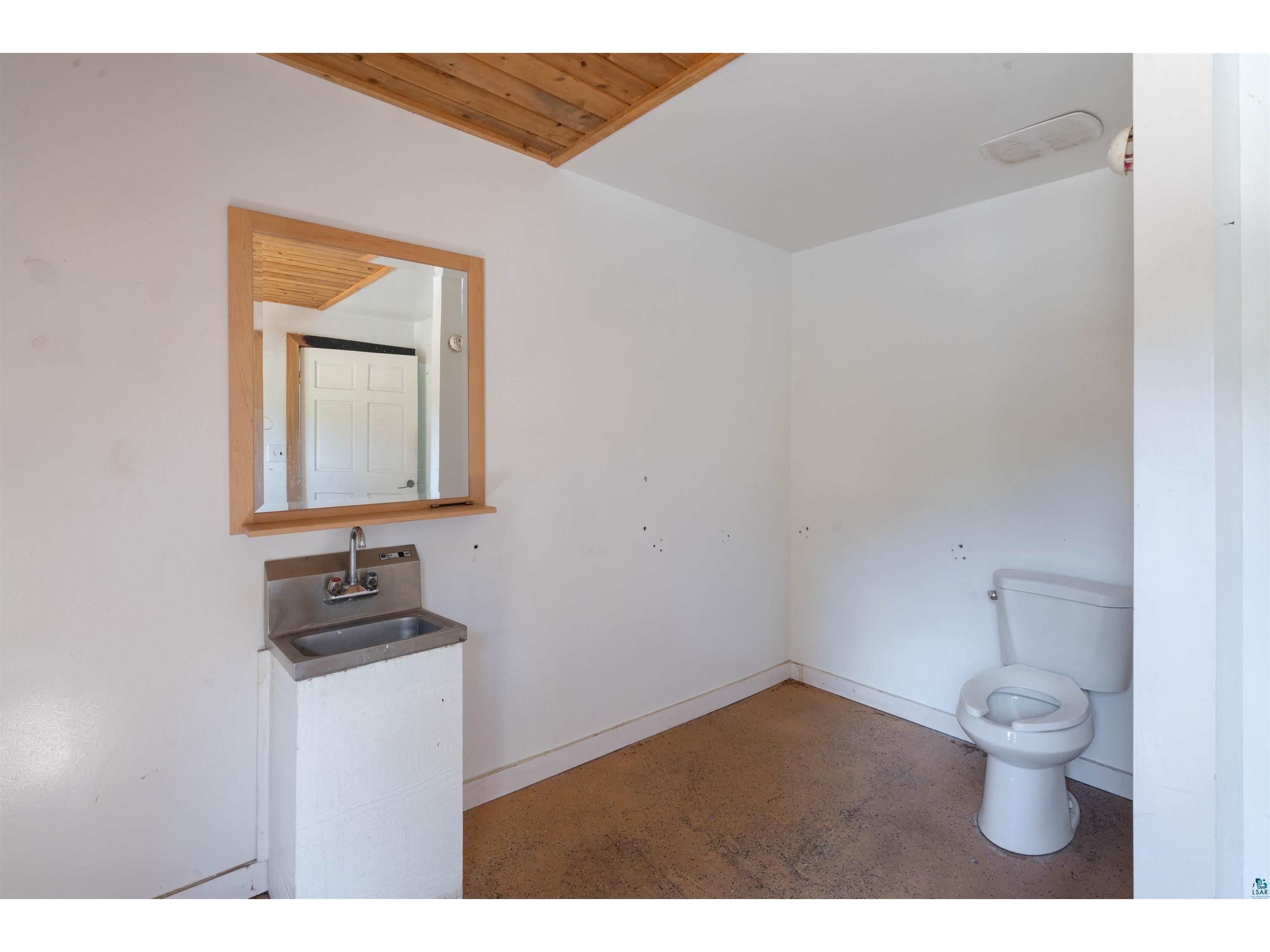10814 S Business Hwy 53 Solon Springs WI 54873 6126657 image18