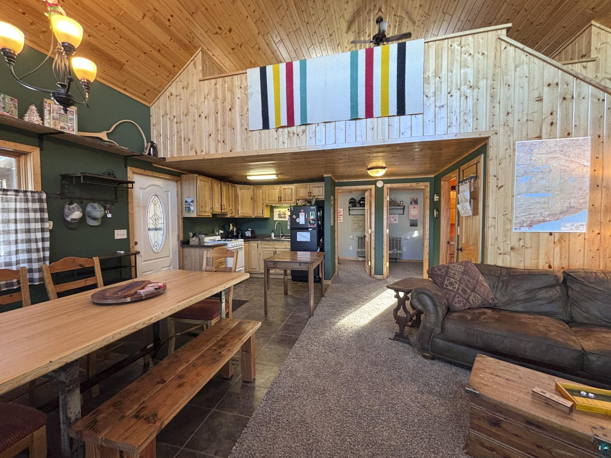 1088 South Shore Dr Grand Marais MN 55604 - Devil Track 6125101 image47