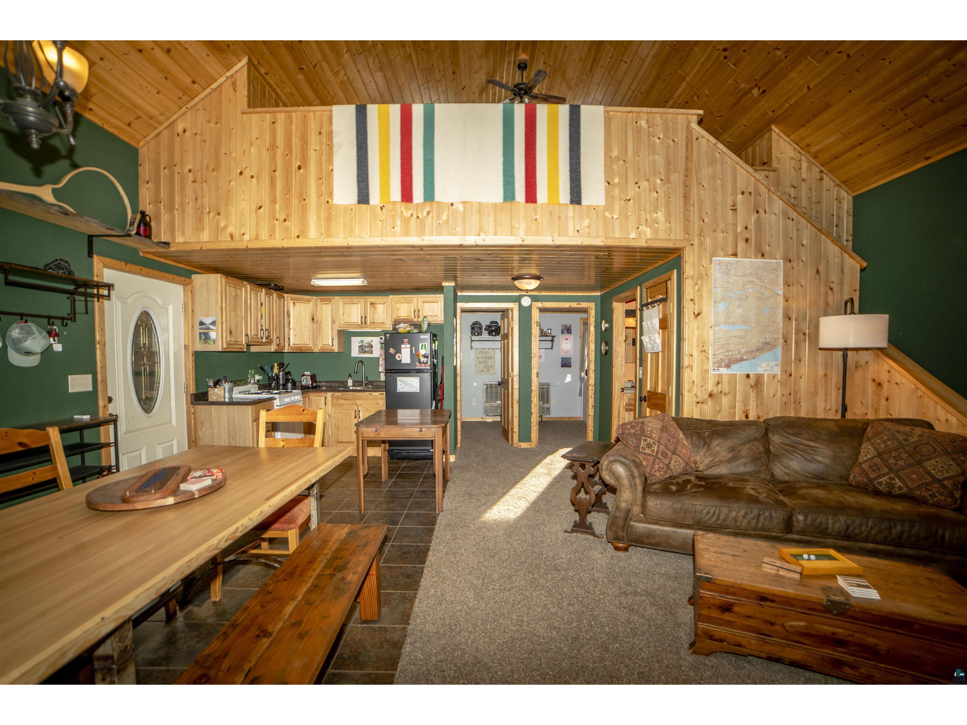 1088 South Shore Dr Grand Marais MN 55604 - Devil Track 6125101 image74