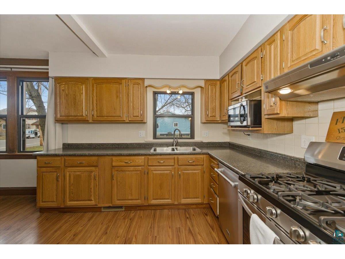 11 B Hayes Ct Superior WI 54880 6124684 image10
