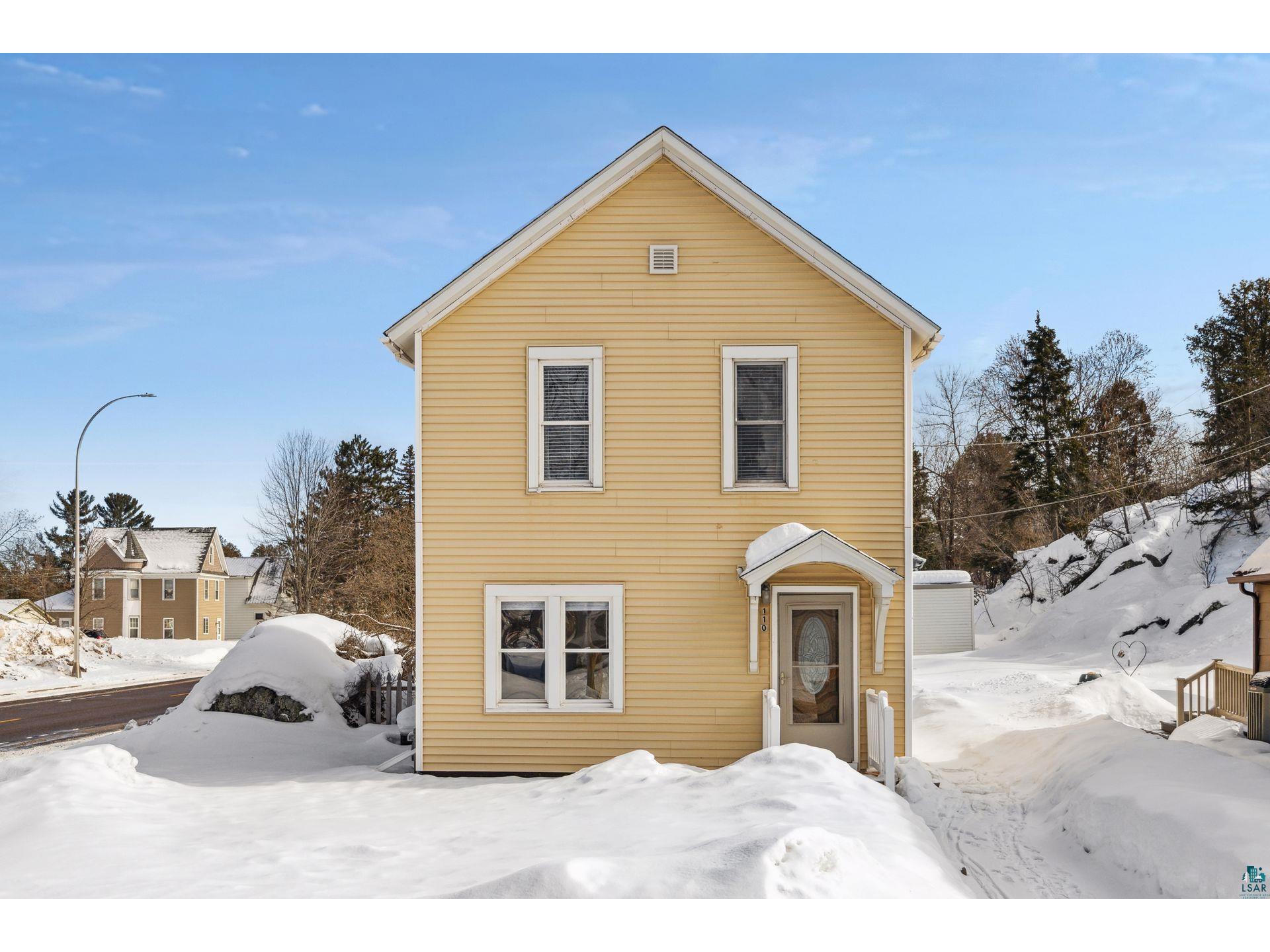 110 4th St, Carlton, MN, 55718 MLS 6106995 Edina Realty