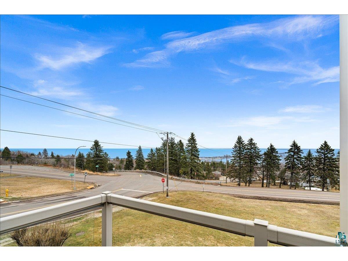 1101 W Skyline Pkwy Duluth MN 55806 6124501 image8