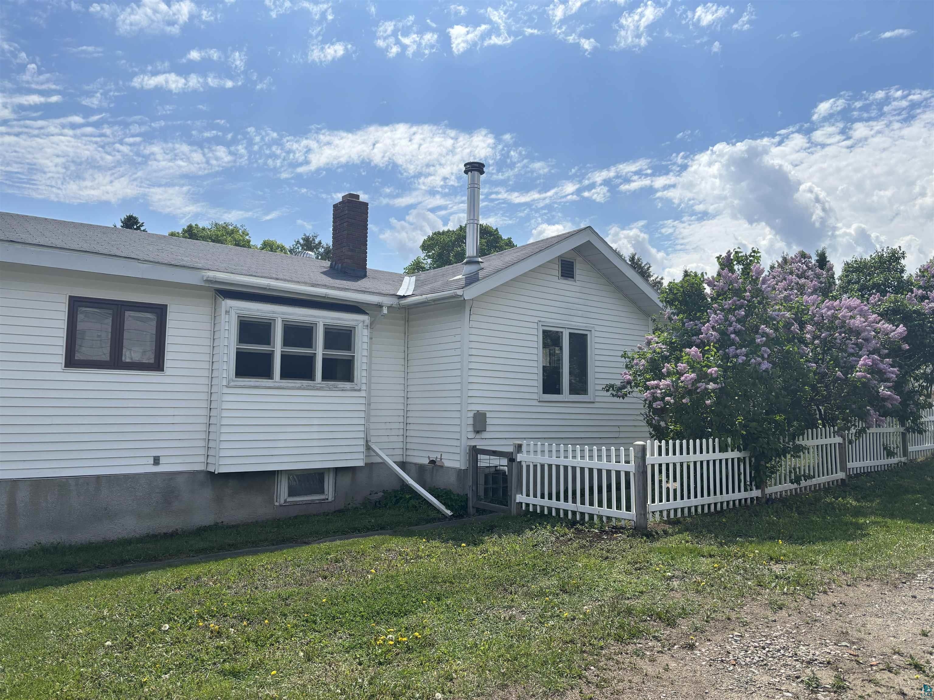1103 E Washington St Ely MN 55731 6125906 image3