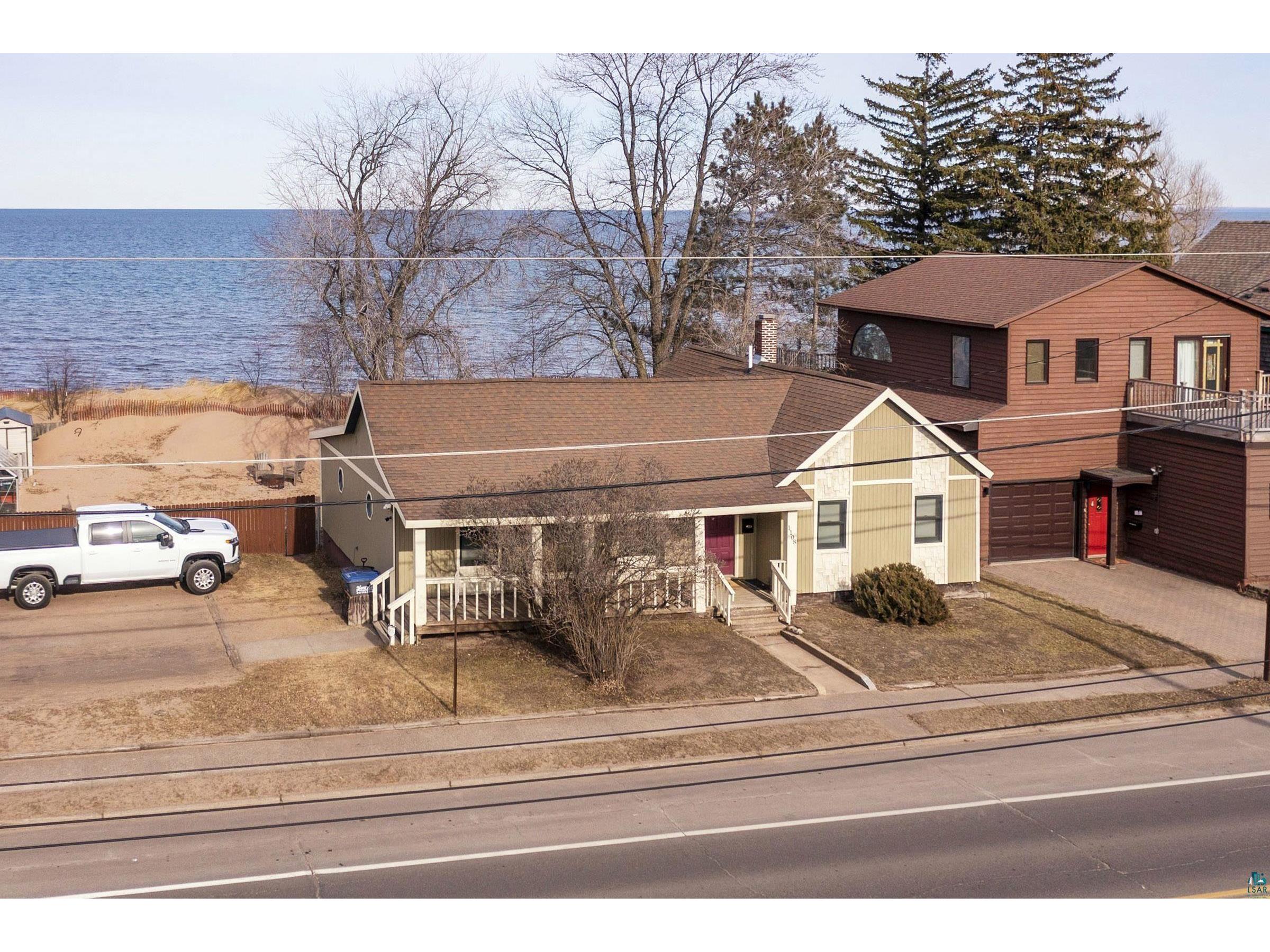 1108 S Lake Ave Duluth MN 55802 - Lake Superior 6112827 image1