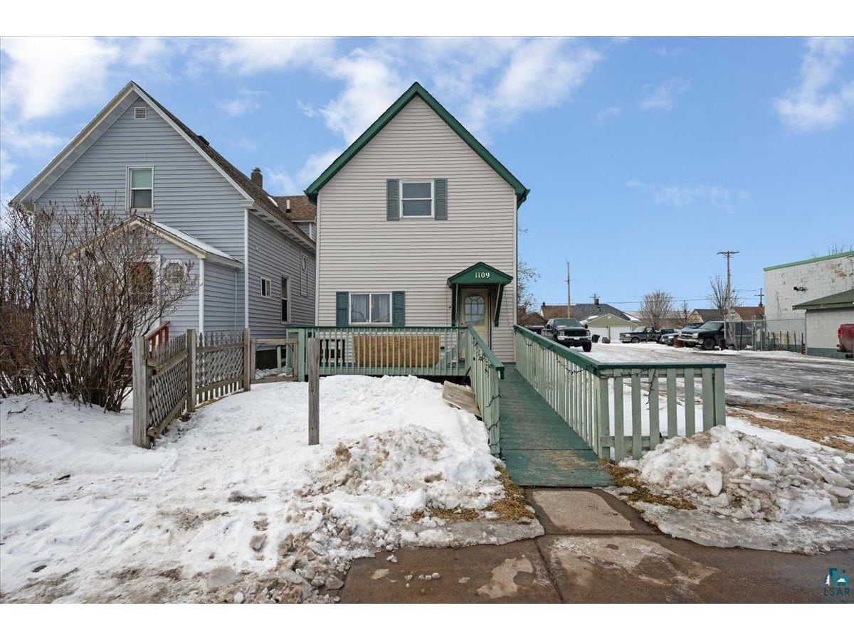 1109 Banks Ave Superior WI 54880 6123621 image1