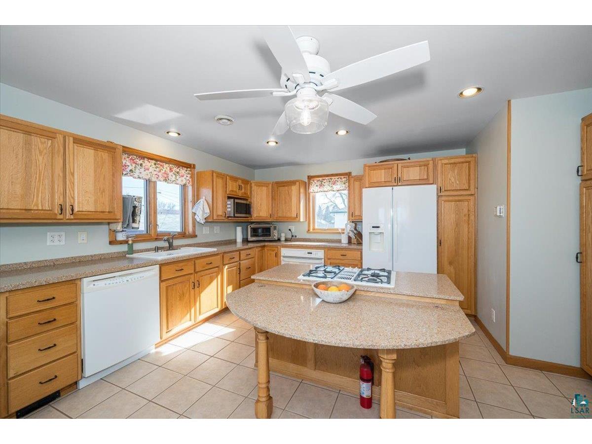 111 2nd St Proctor MN 55810 6124729 image12