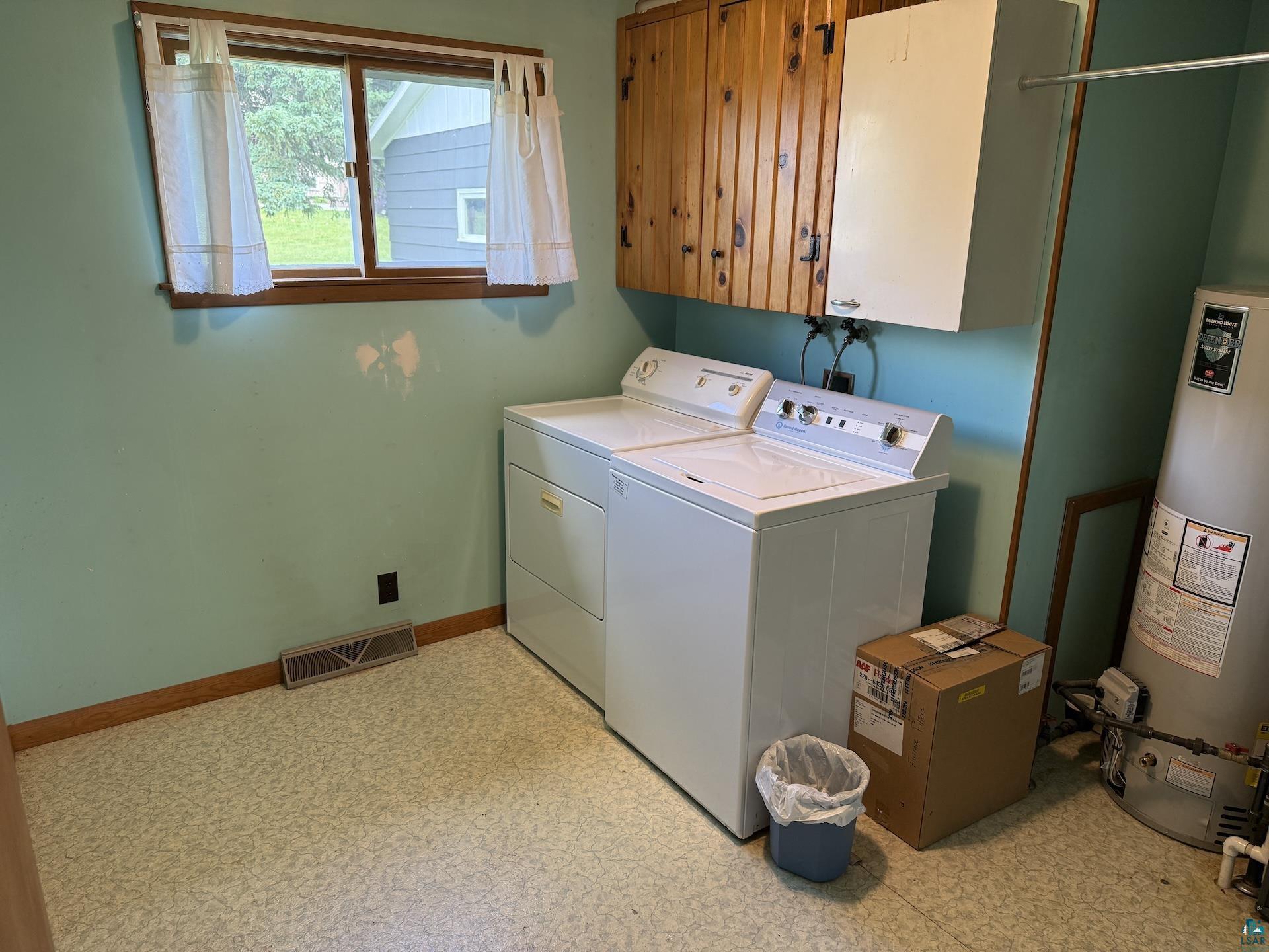 111 E 7th St Washburn WI 54891 6126078 image18