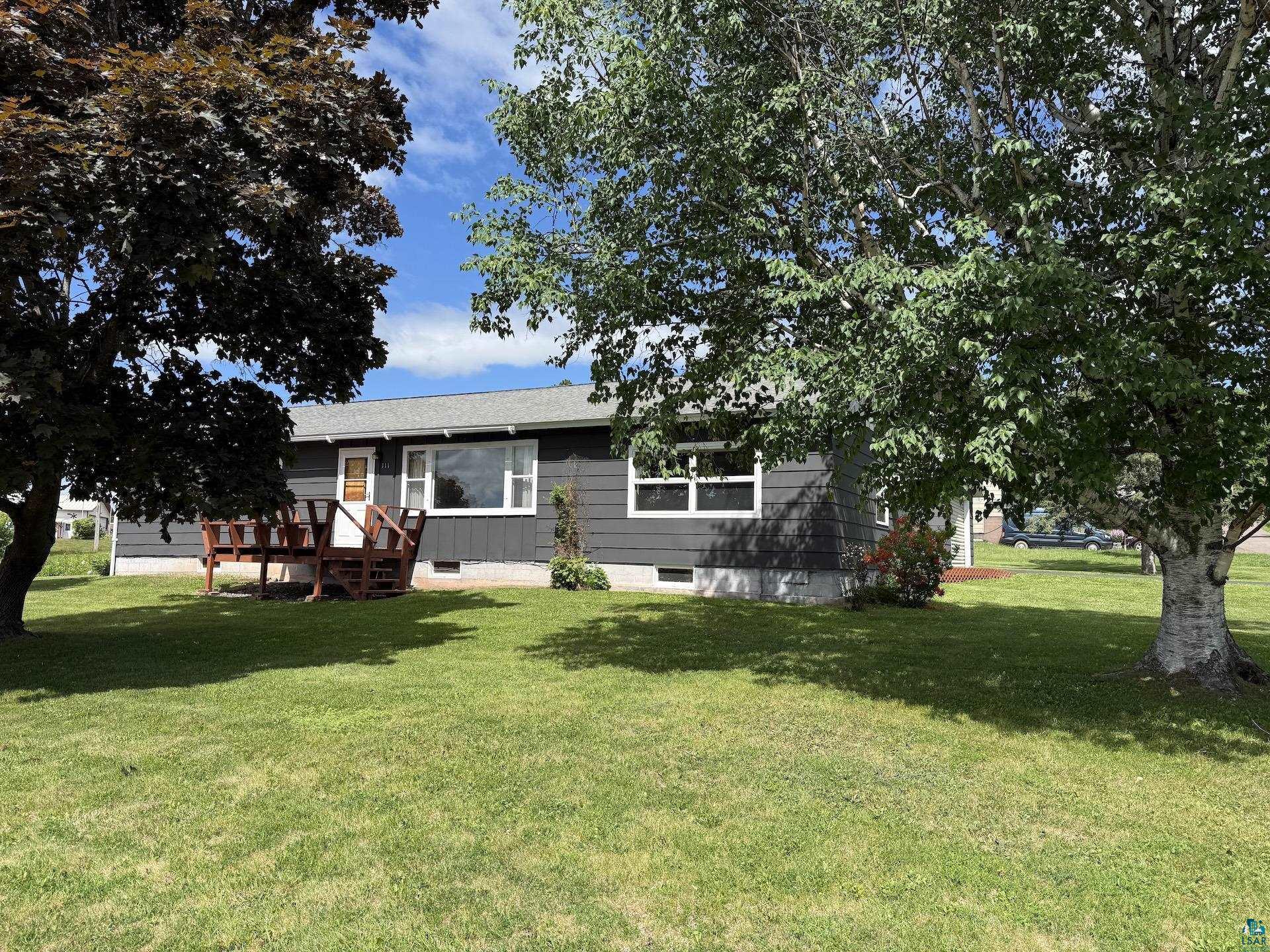 111 E 7th St Washburn WI 54891 6126078 image3