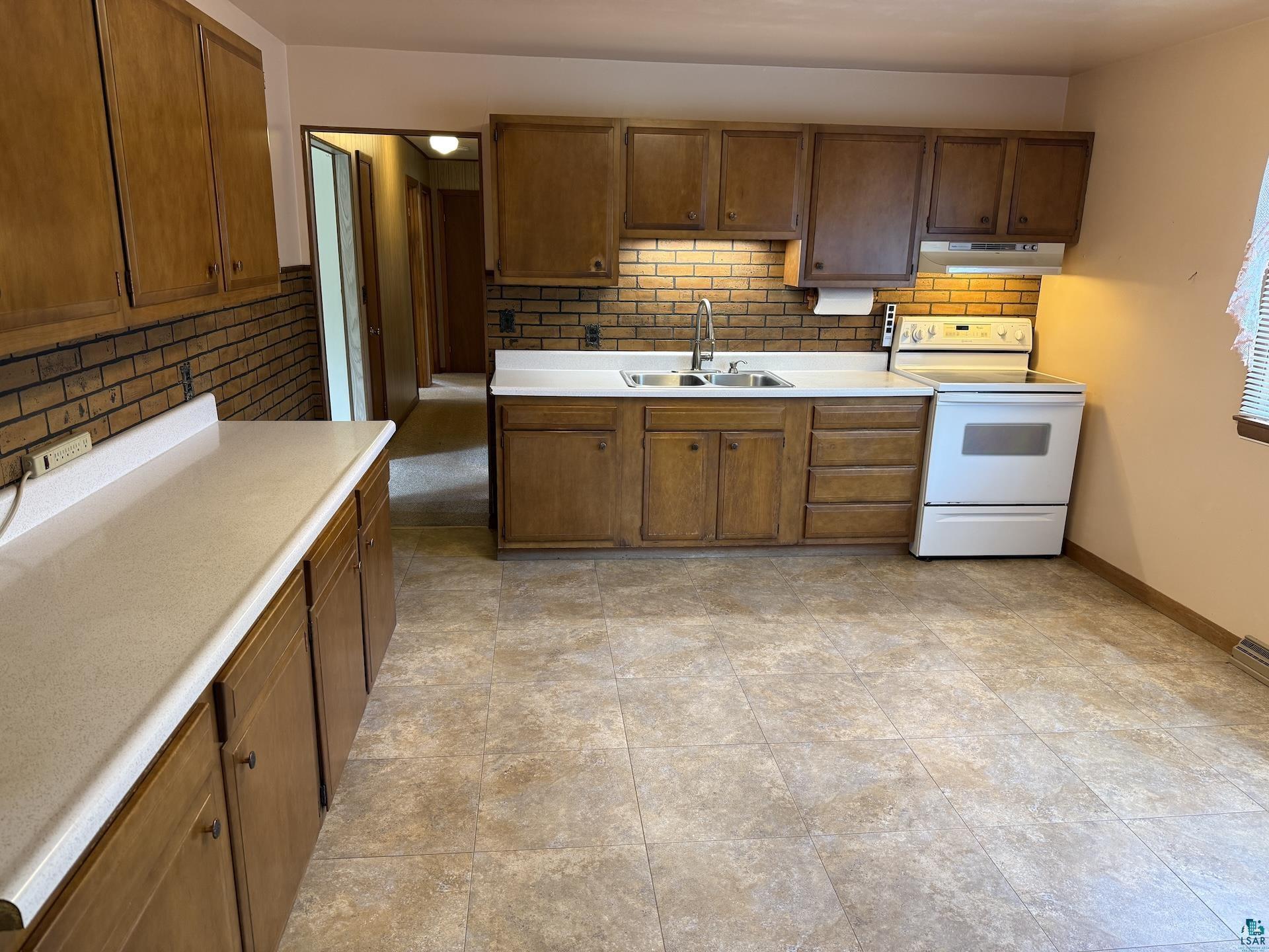 111 E 7th St Washburn WI 54891 6126078 image6