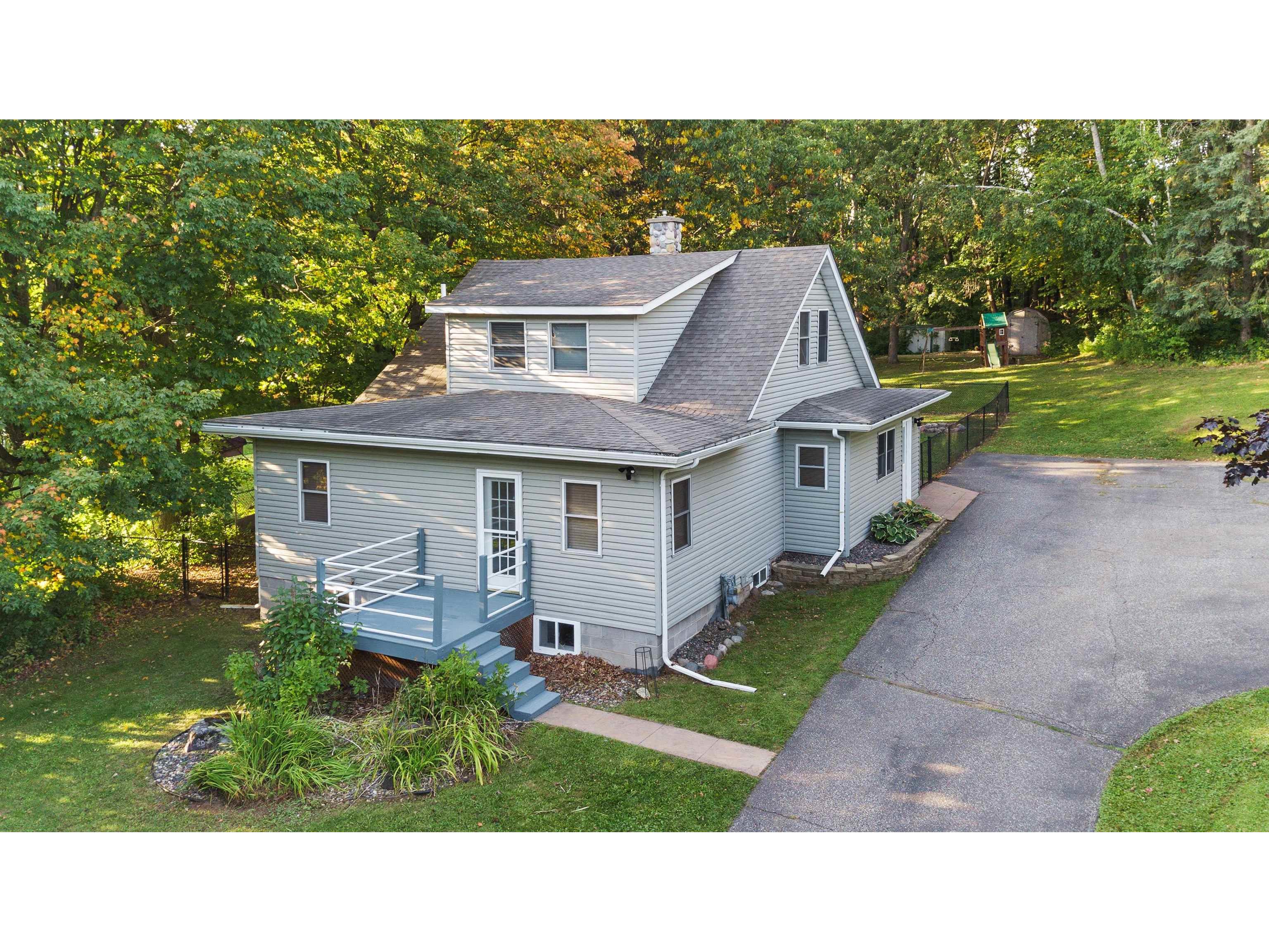 111 E Myrtle St Duluth MN 55811 6121950 image1