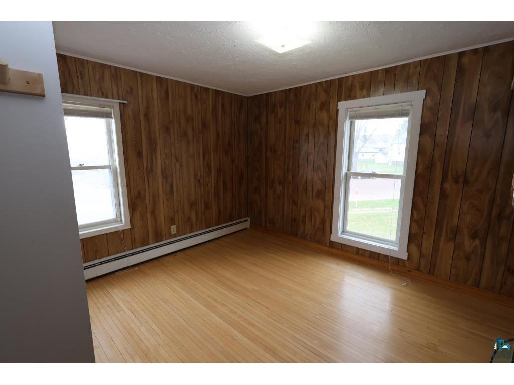 111 W 3rd St Washburn WI 54891 6124846 image14