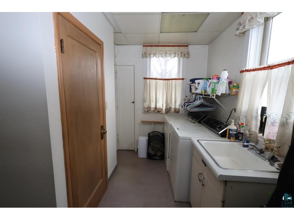 111 W 3rd St Washburn WI 54891 6124846 image20