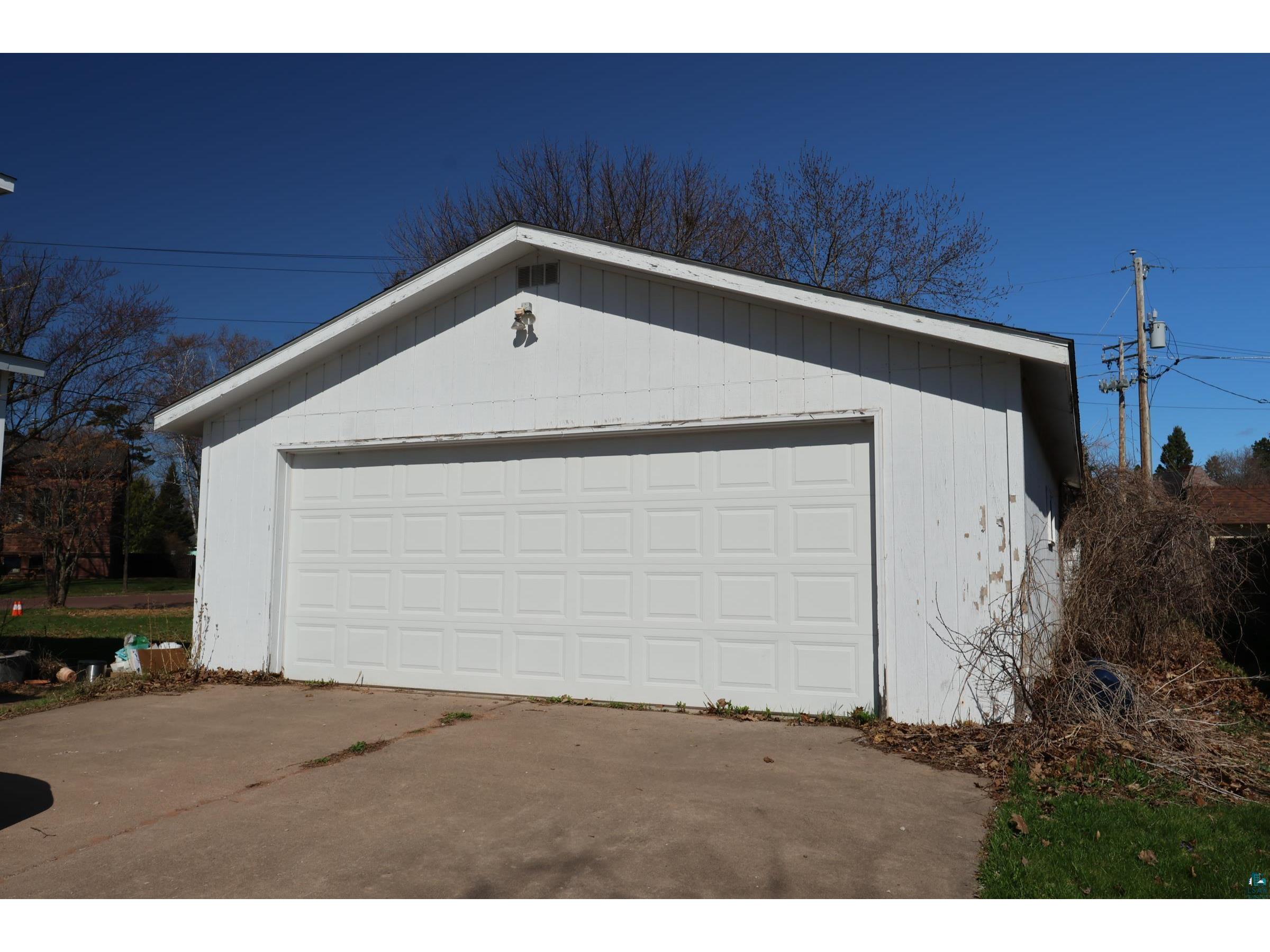 111 W 3rd St Washburn WI 54891 6124846 image4
