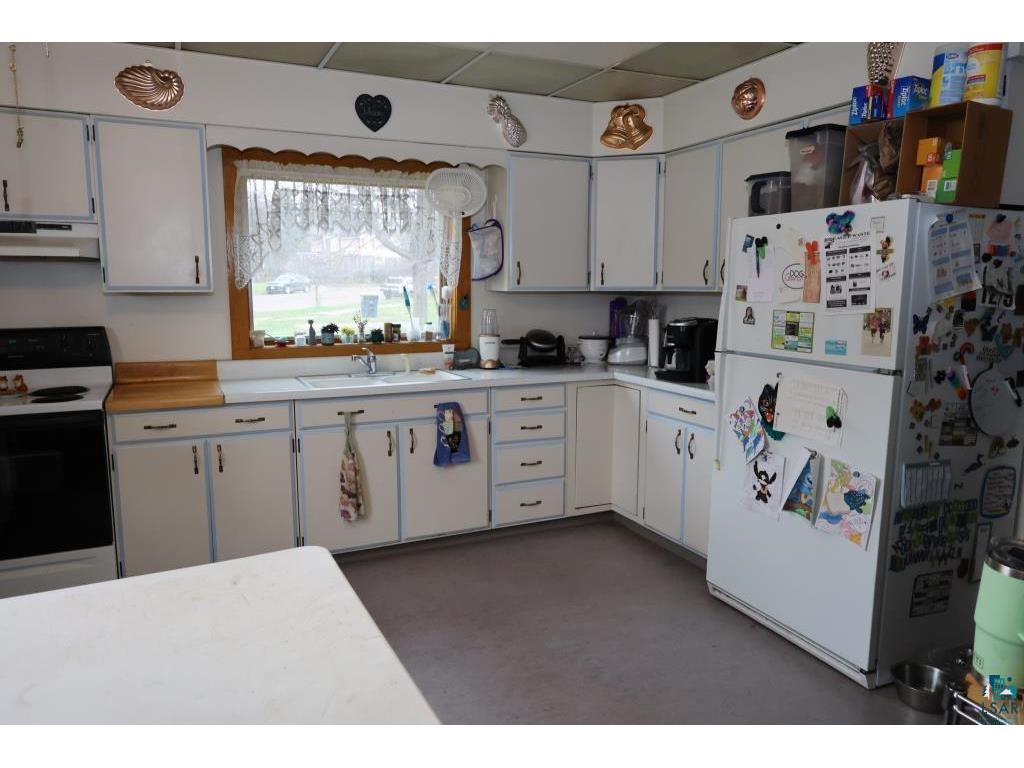 111 W 3rd St Washburn WI 54891 6124846 image7