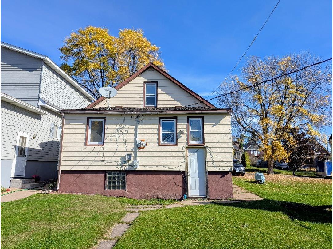 111 W Nebraska Ave Gilbert MN 55741 6122733 image2