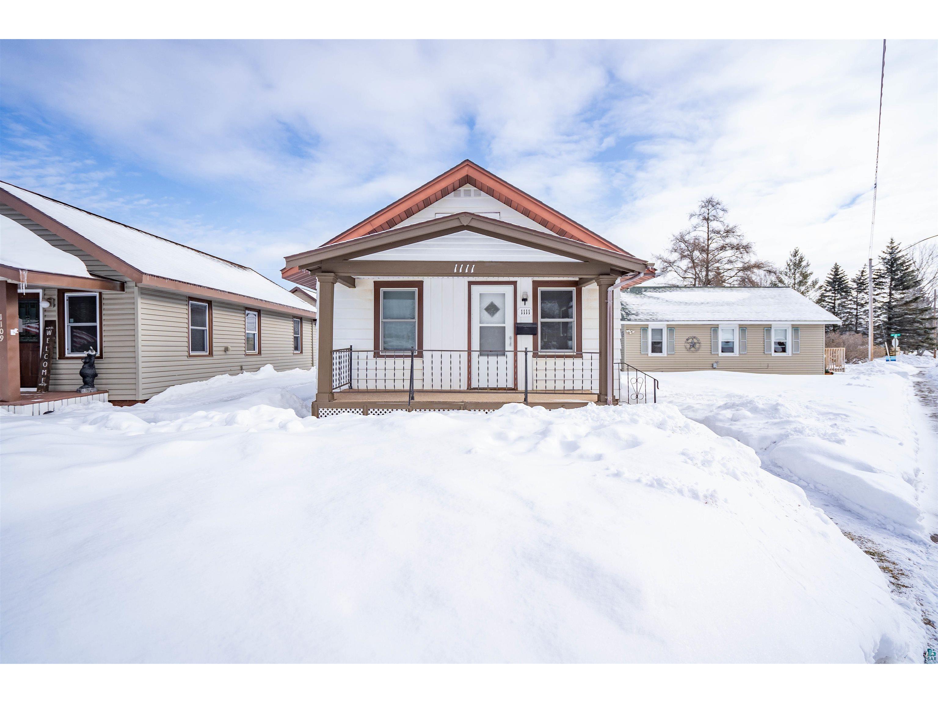 1111 E 7th St Superior WI 54880 6107235 image1