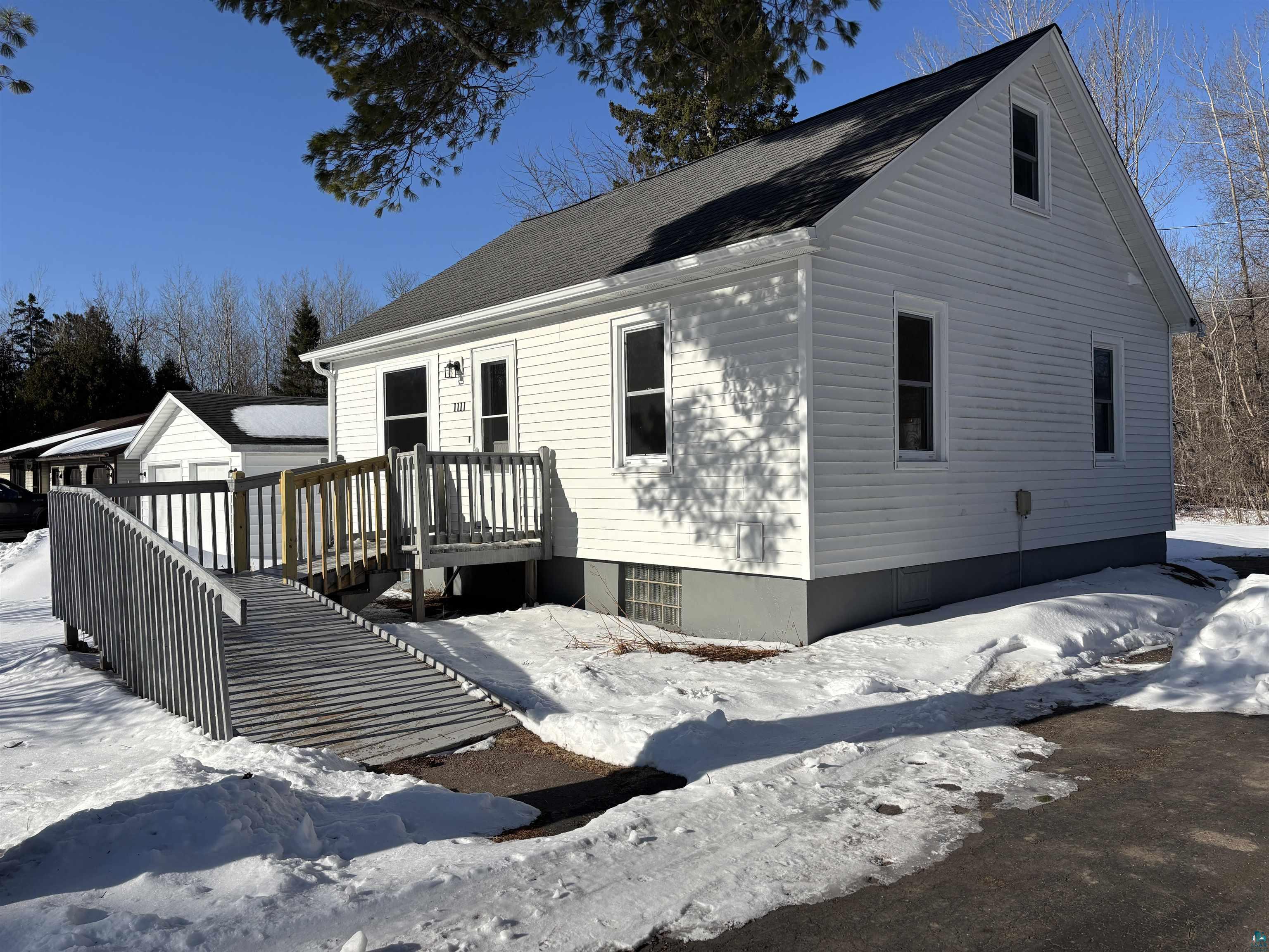 1111 N Robin Ave Duluth MN 55811 6124620 image25