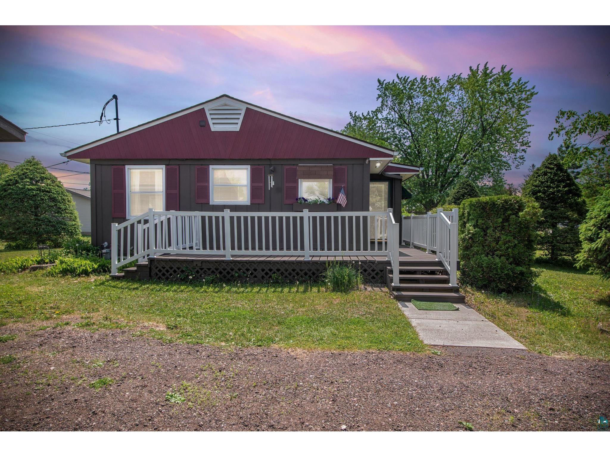 1114 Beaser Ave Ashland WI 54806 6108714 image1