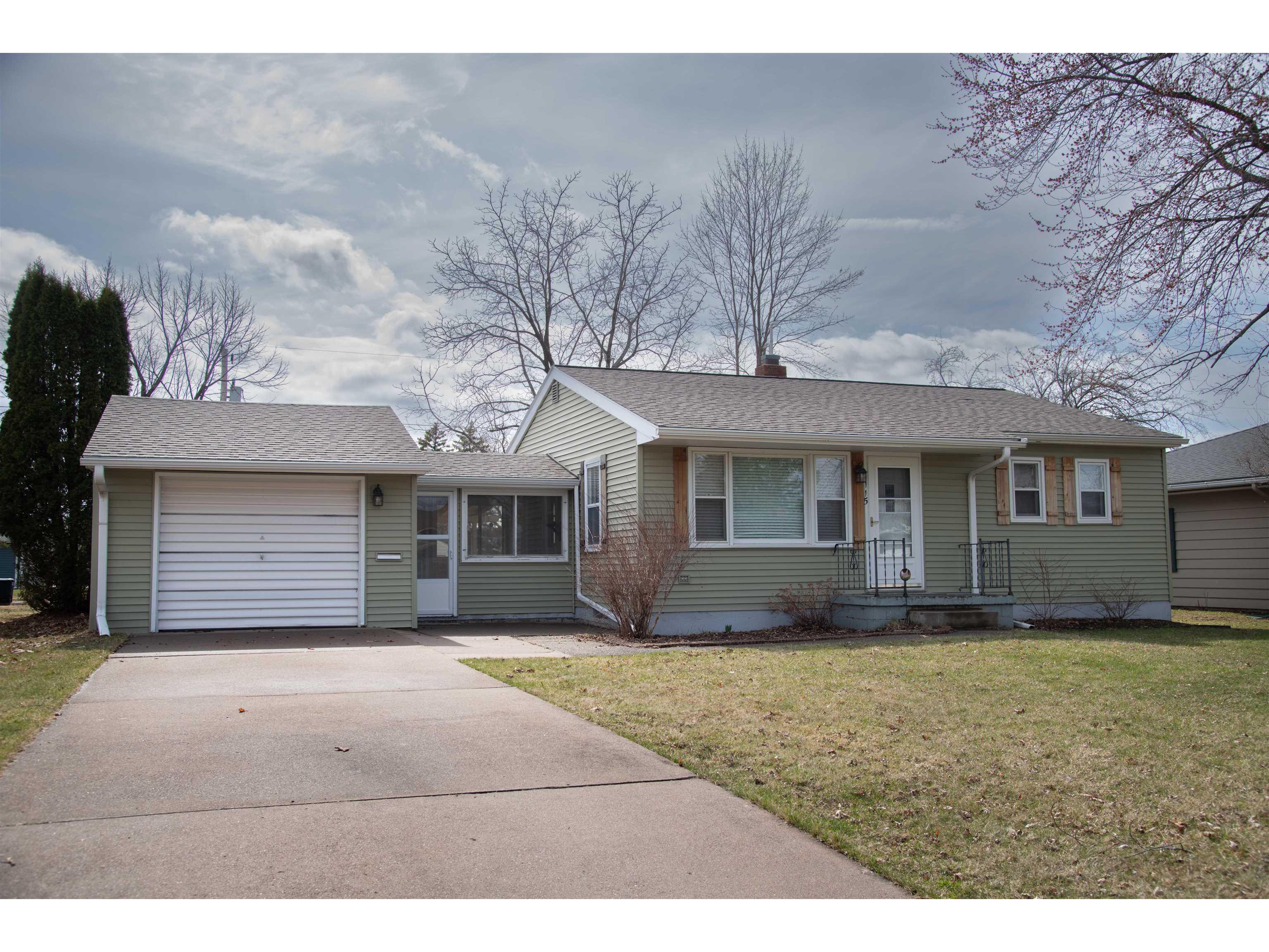 1115 10th Ave W Ashland WI 54806 6118798 image1