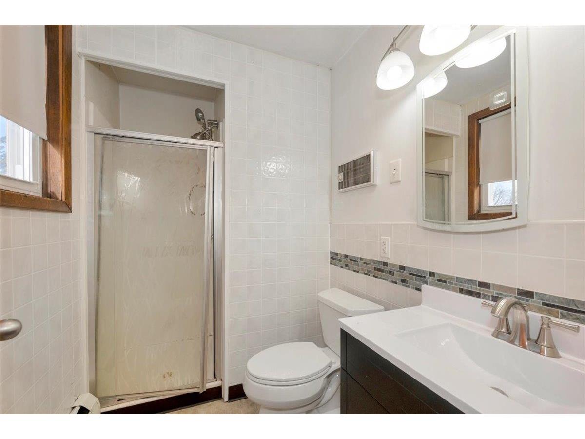 1117 Hammond Ave Superior WI 54880 6122950 image21