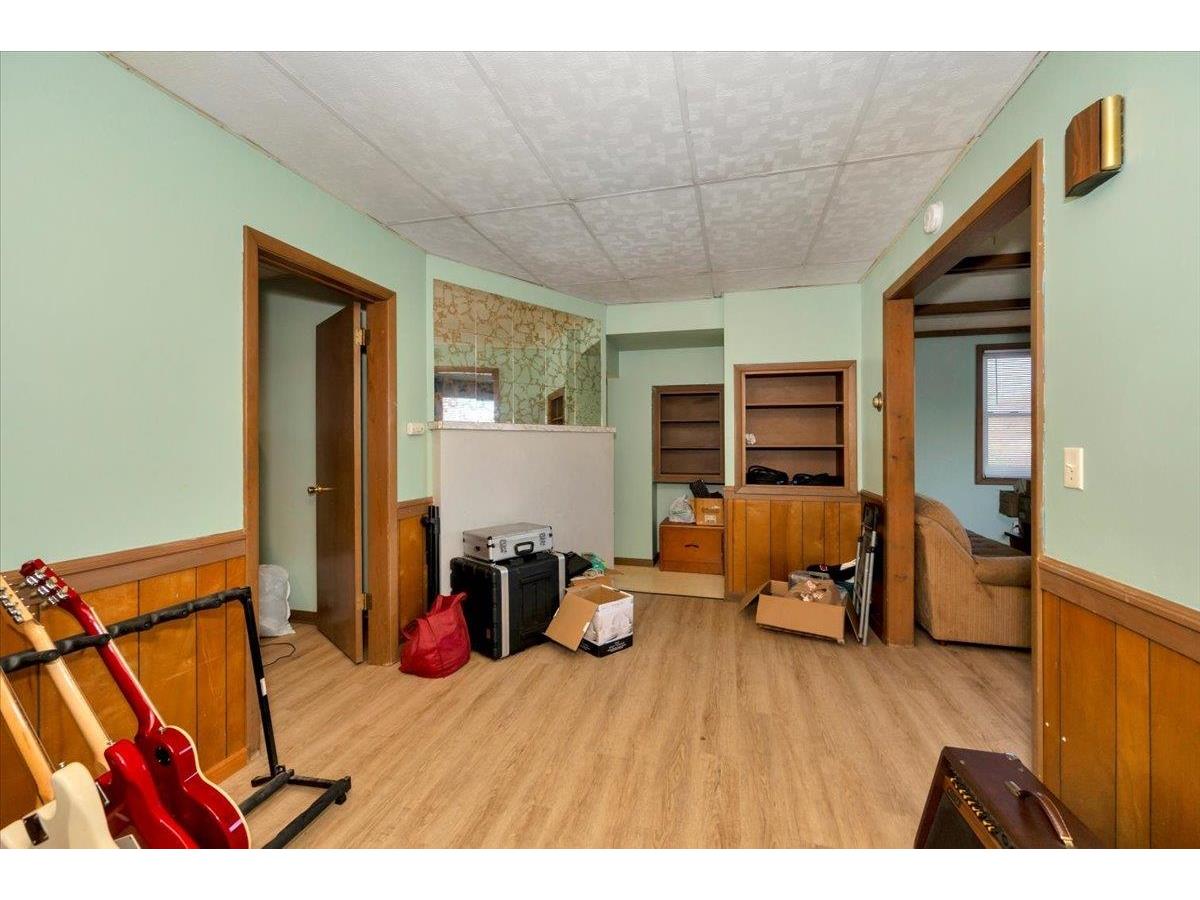 1117 Hammond Ave Superior WI 54880 6122950 image6