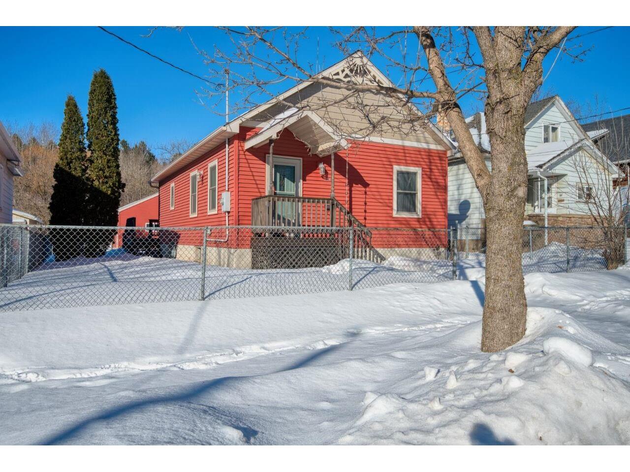 1117 Lincoln Ave Eveleth MN 55705 6123392 image1